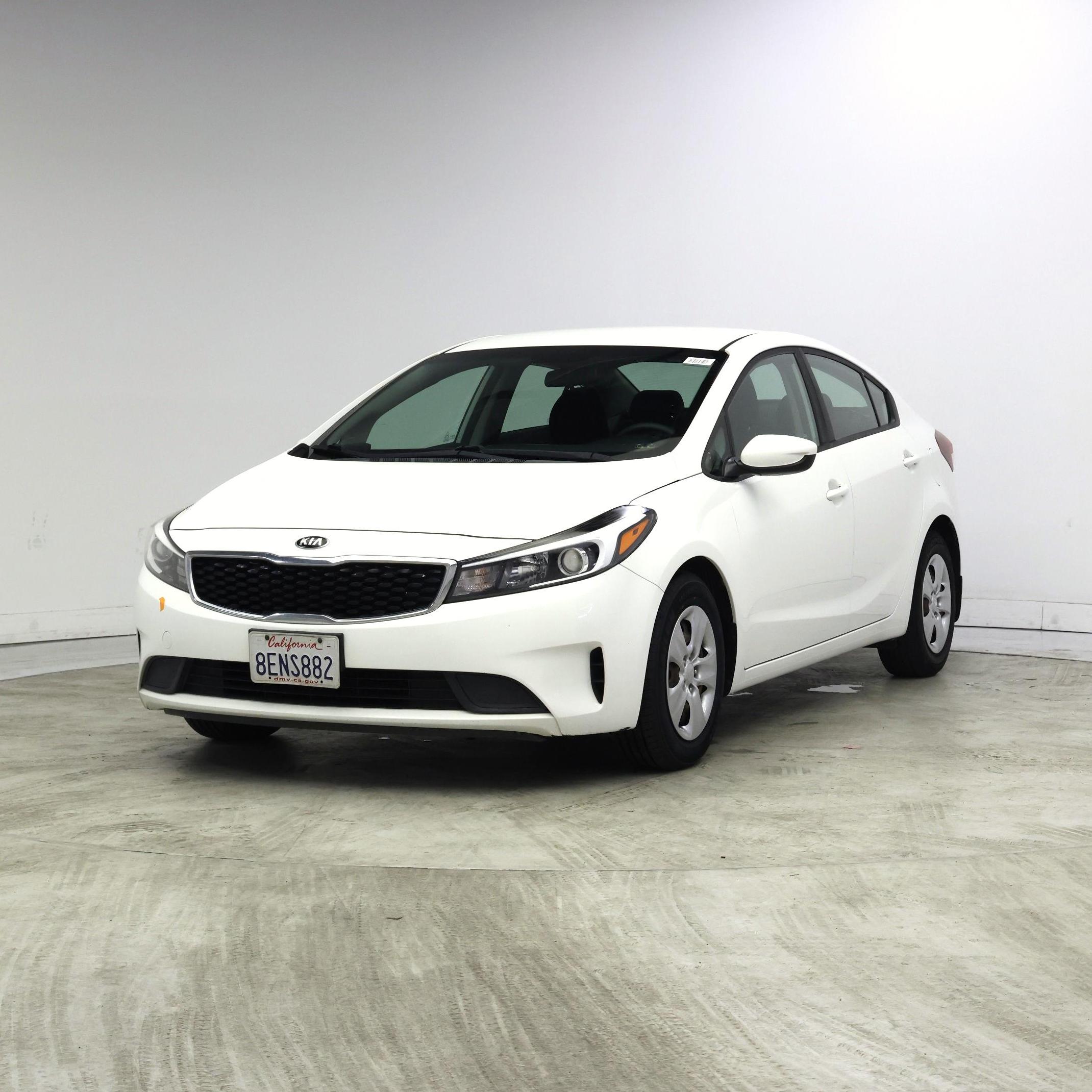 Thumbnail: 2018 Kia Forte - 4