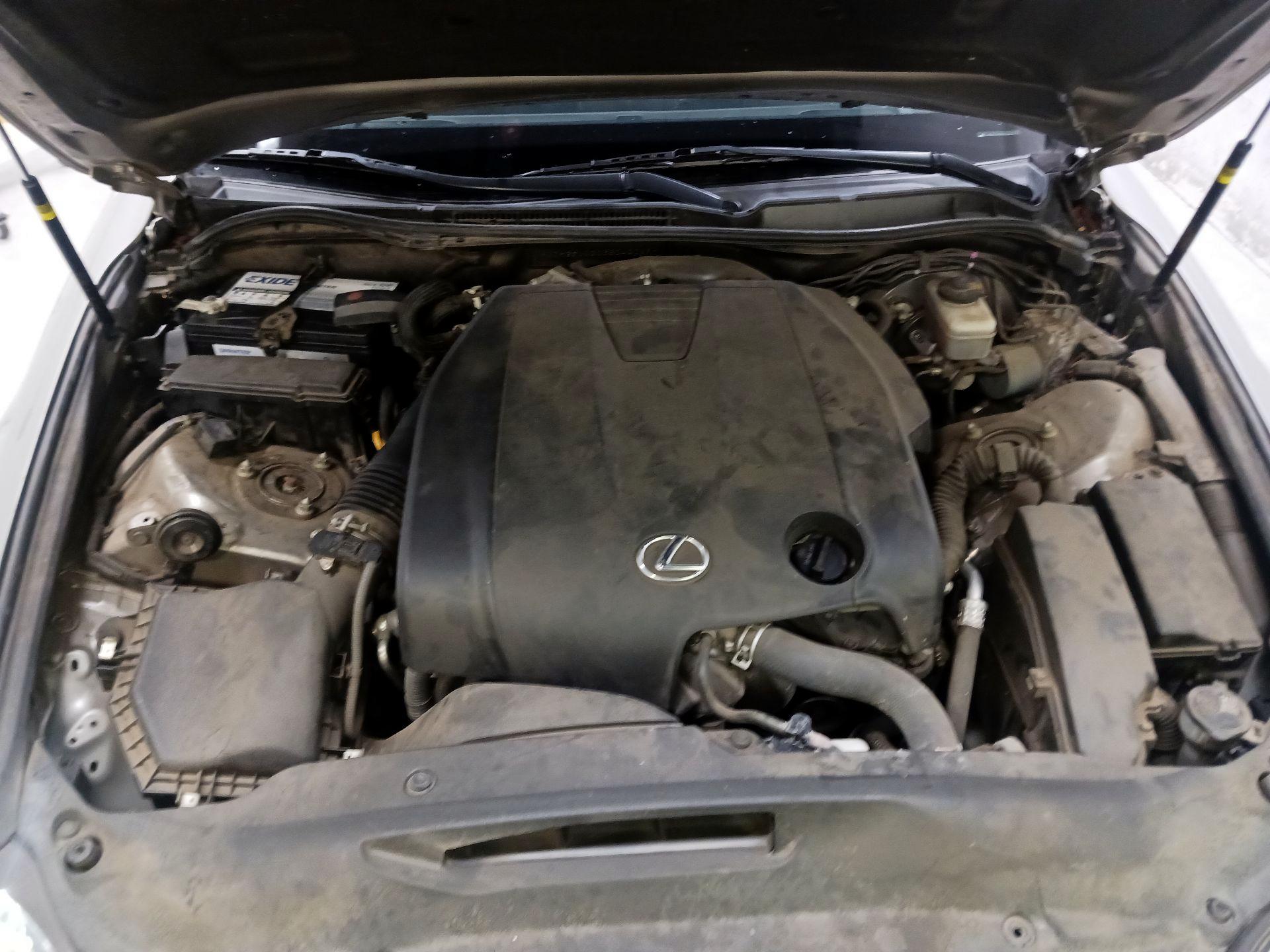 Thumbnail: 2014 Lexus IS - 17