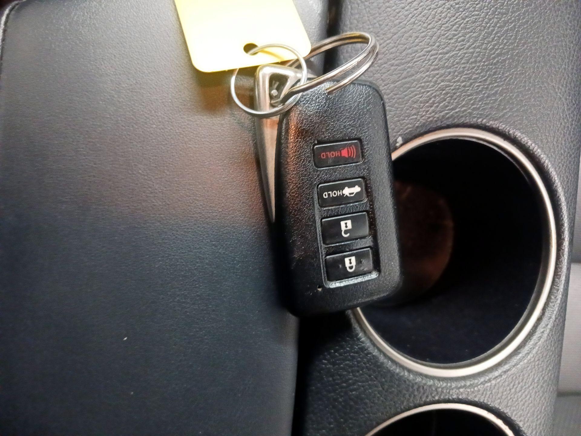 Thumbnail: 2014 Lexus IS - 18