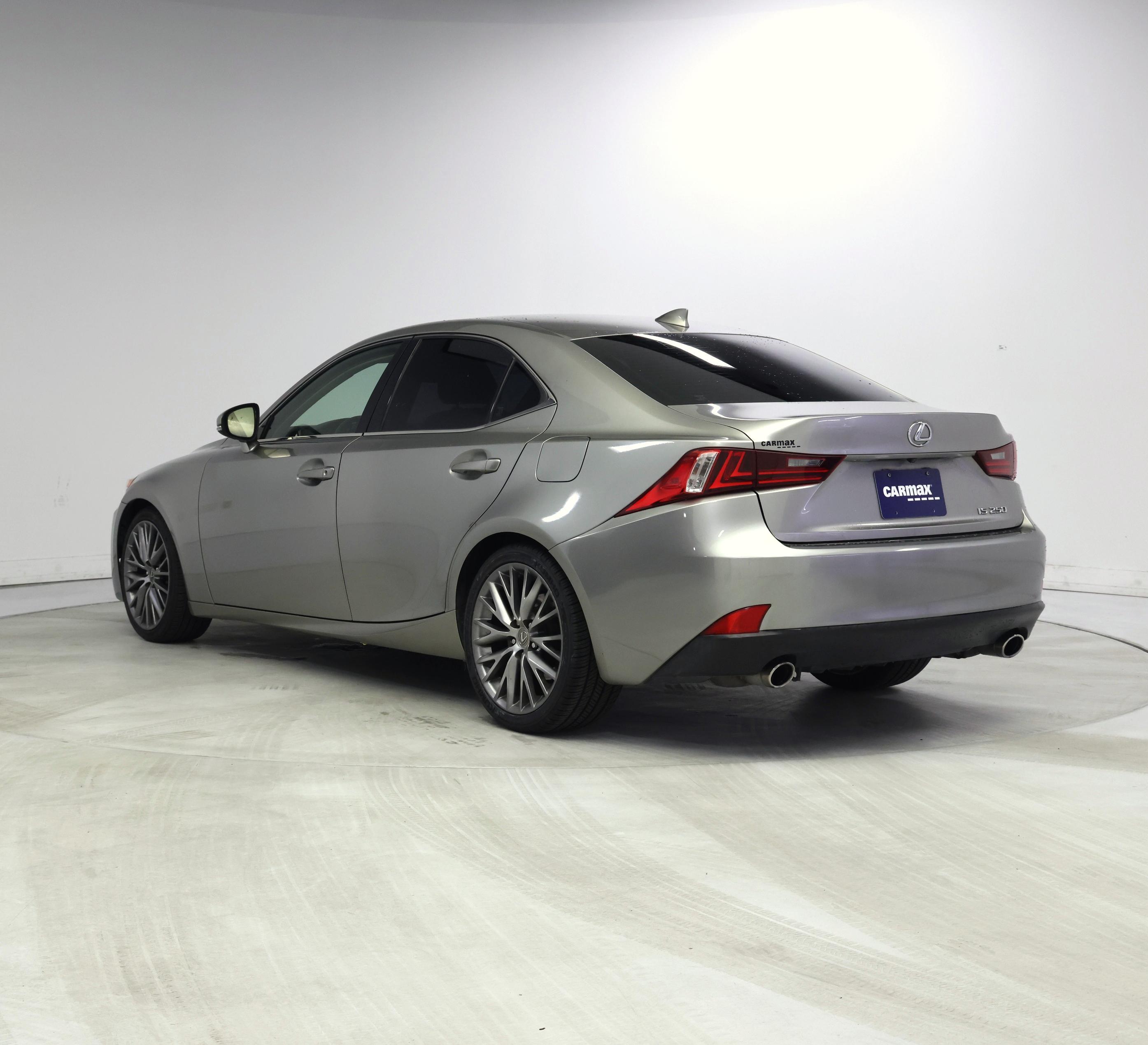 Thumbnail: 2014 Lexus IS - 2