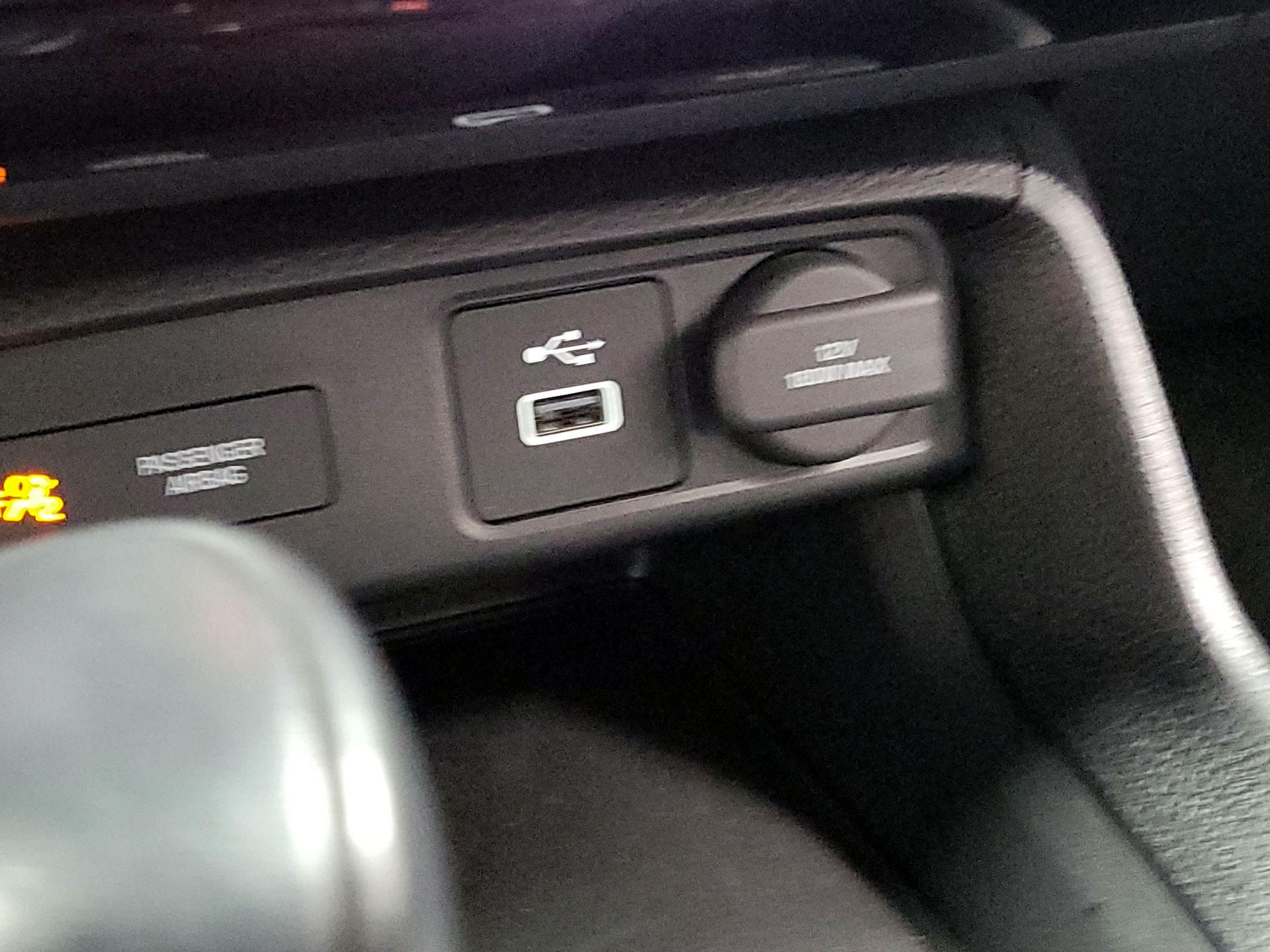 Thumbnail: 2023 Honda Civic - 18