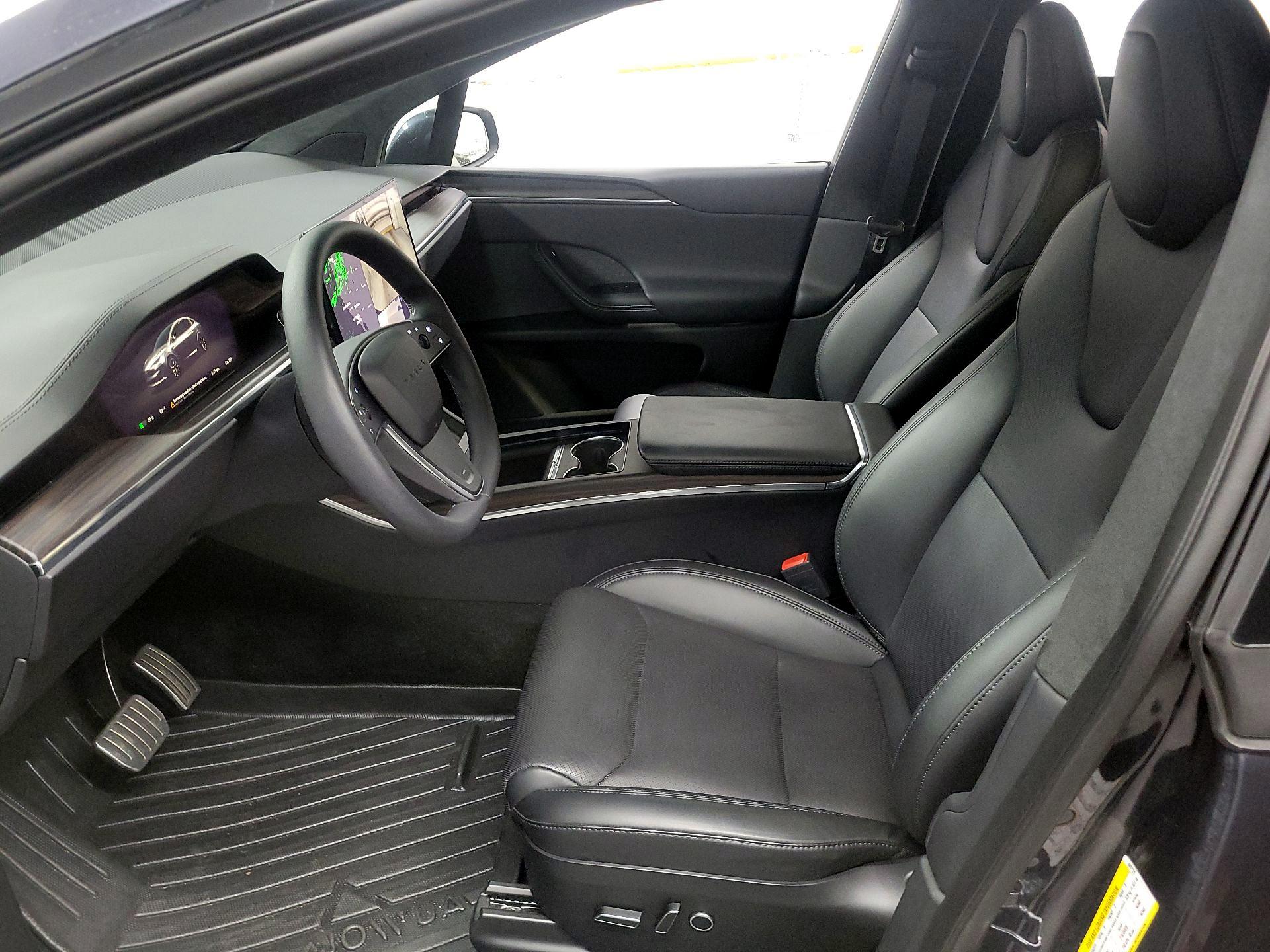 Thumbnail: 2024 Tesla Model X - 11