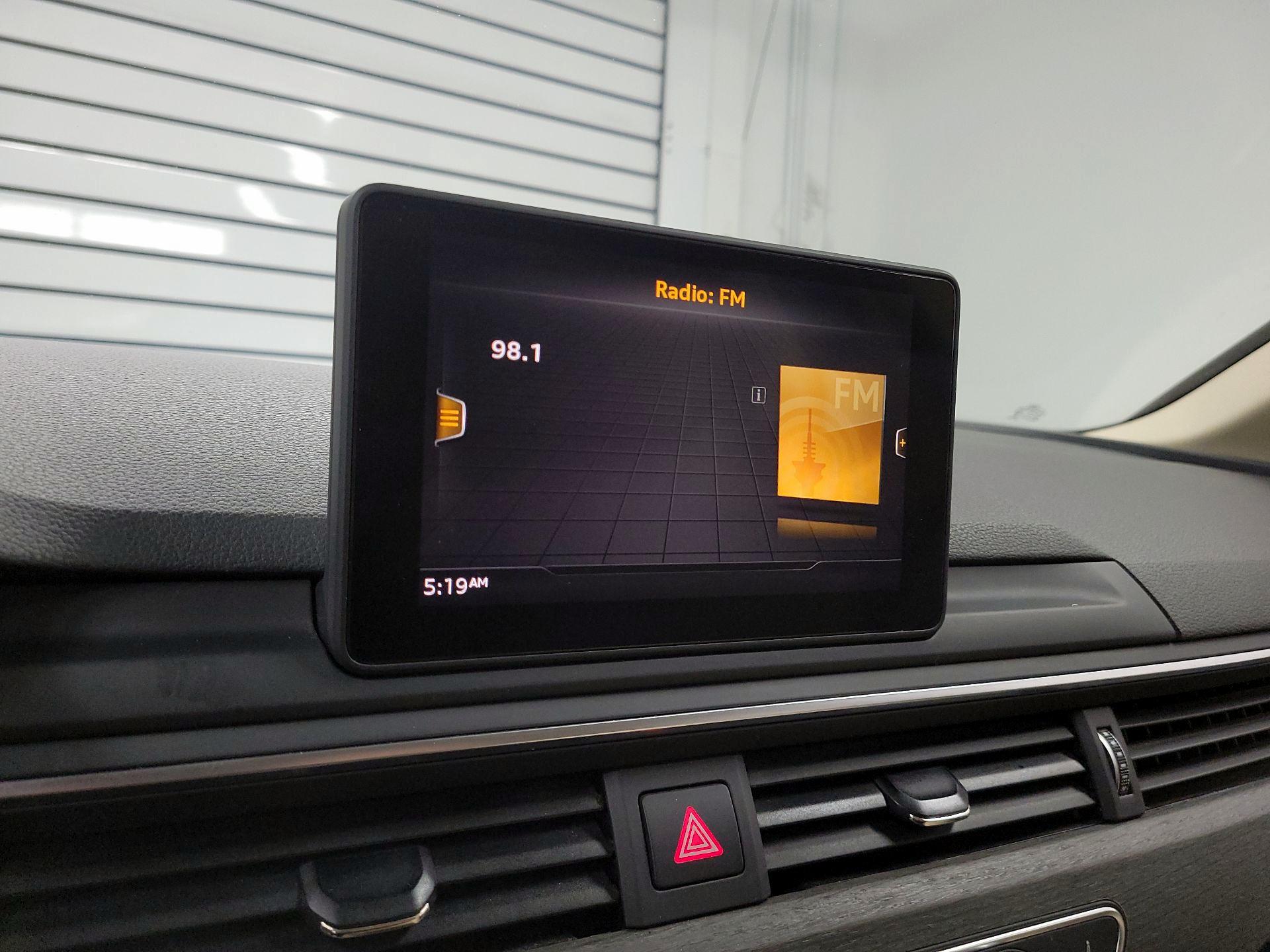 Thumbnail: 2019 Audi A4 - 15