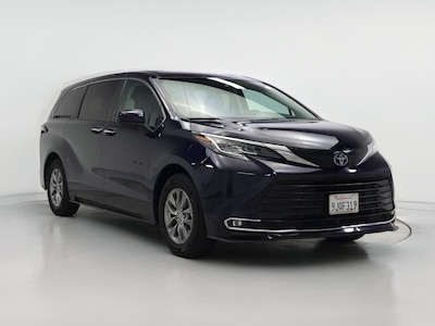 2022 Toyota Sienna Hybrid XLE