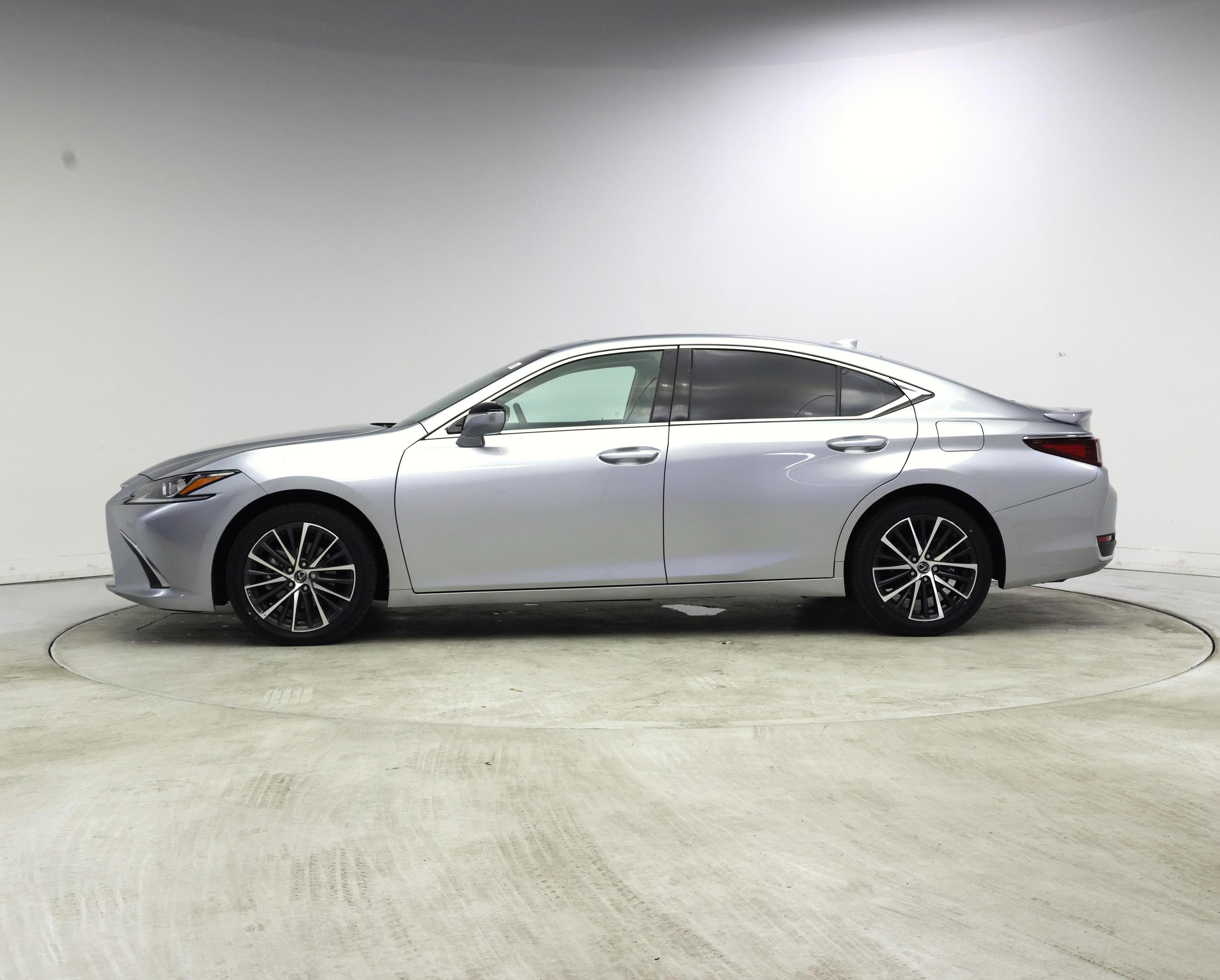 Thumbnail: 2024 Lexus ES - 3