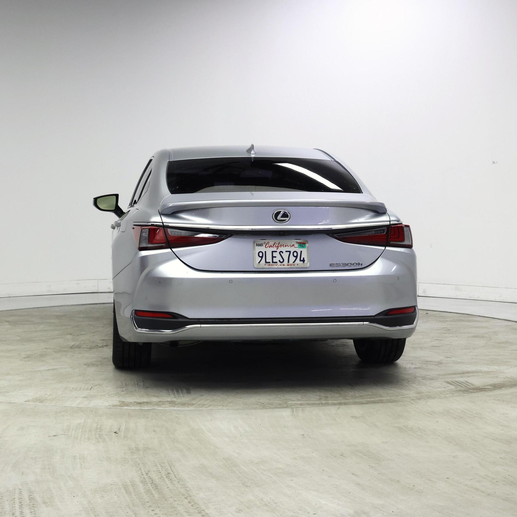 Thumbnail: 2024 Lexus ES - 6