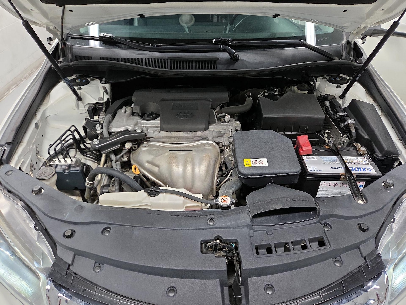 2017 Toyota Camry XSE - Photo 20