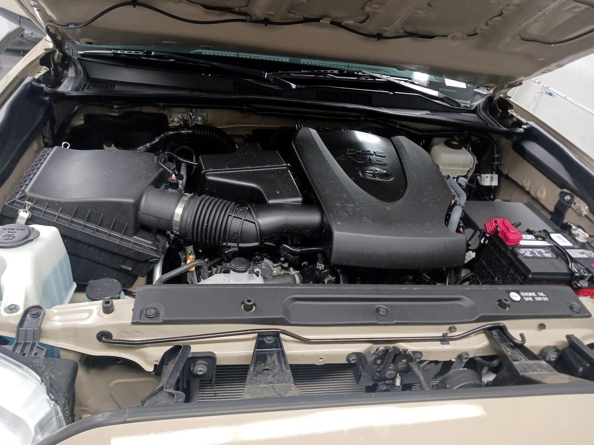 Thumbnail: 2019 Toyota Tacoma - 17