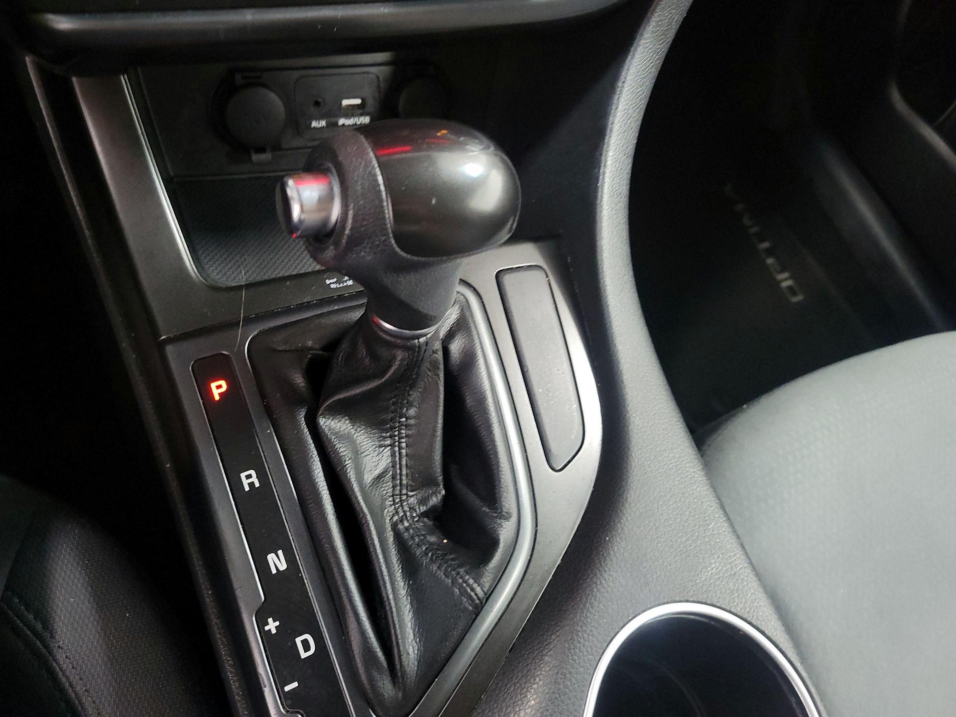 Thumbnail: 2015 Kia Optima - 15