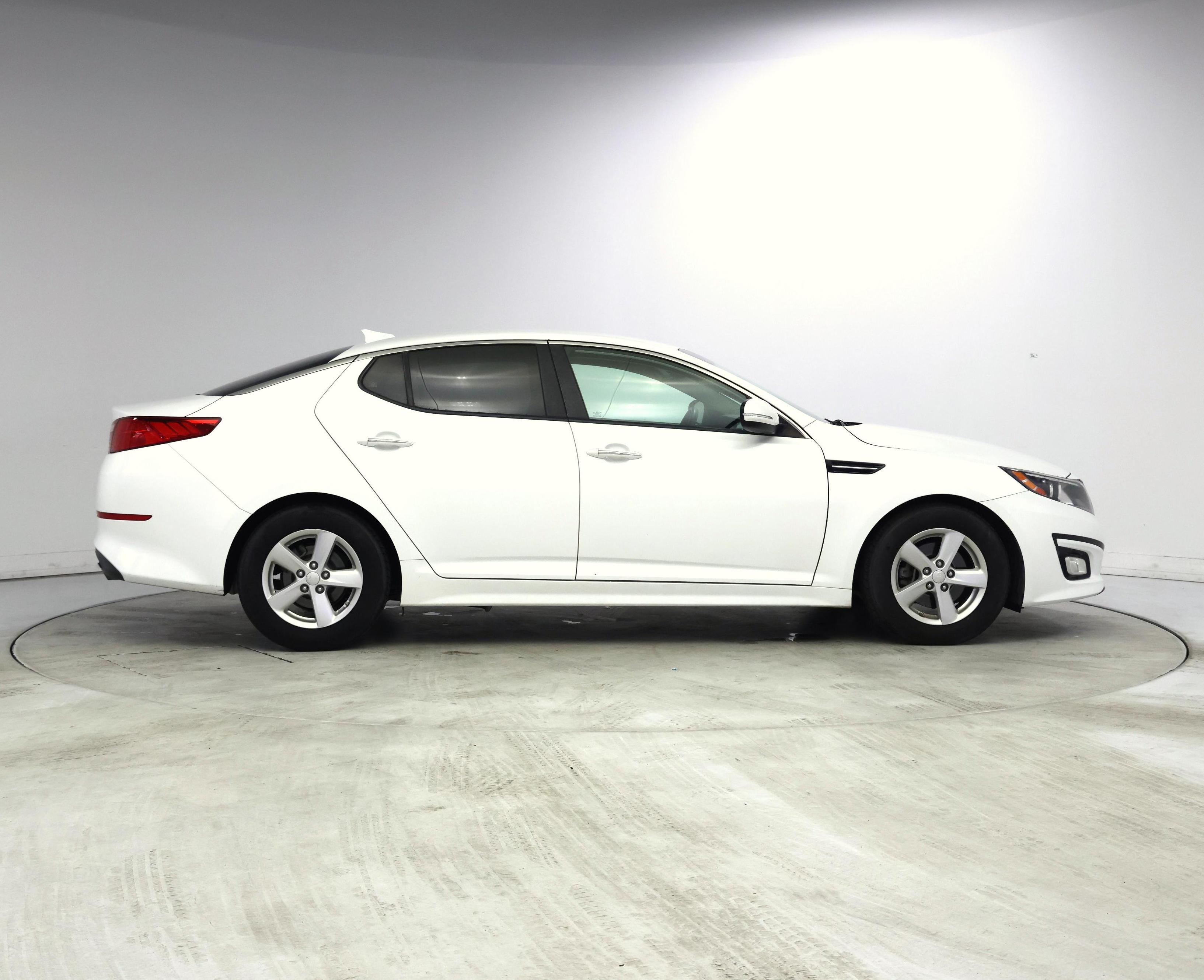 Thumbnail: 2015 Kia Optima - 7