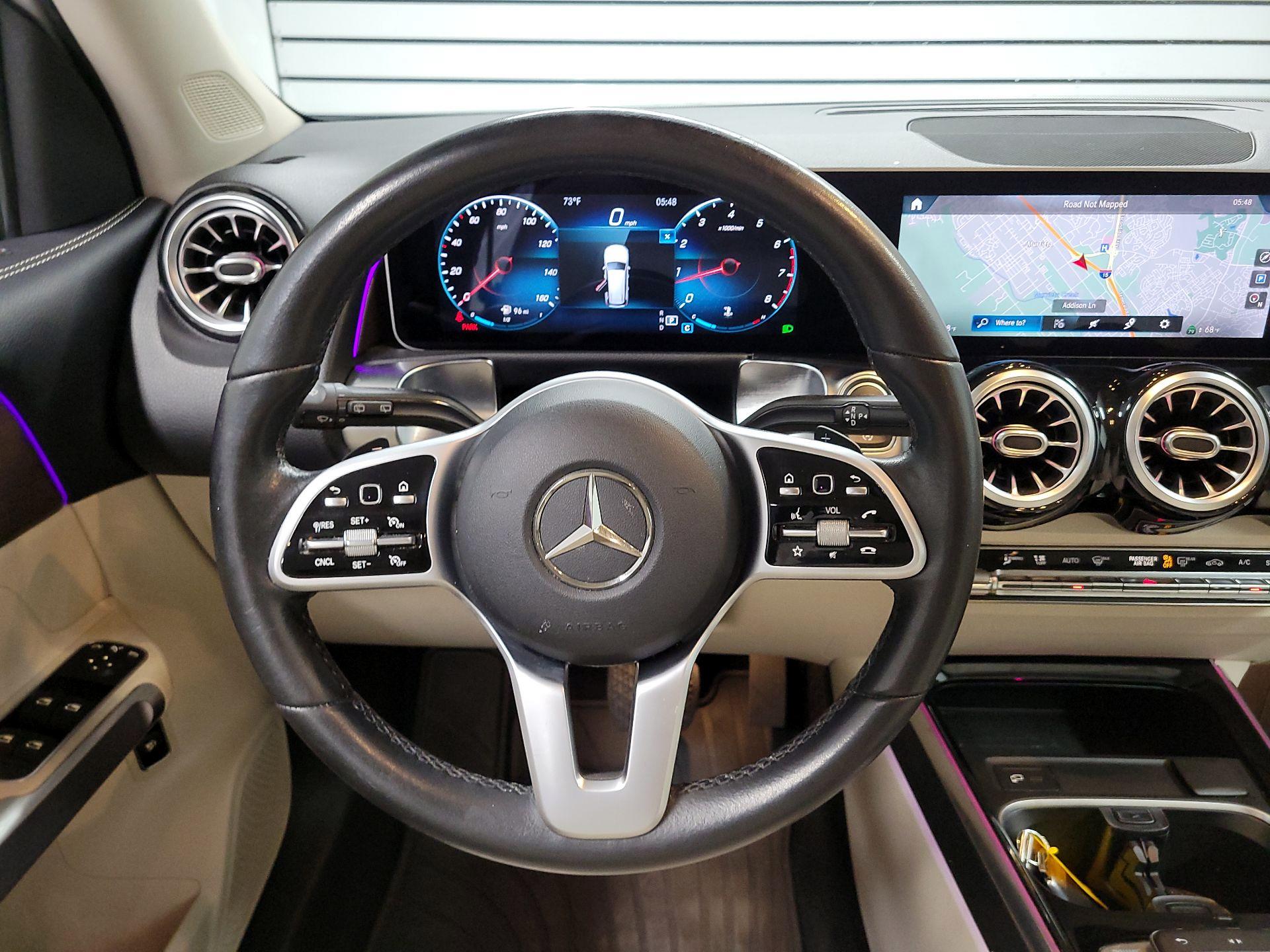 Thumbnail: 2020 Mercedes-Benz GLB - 10
