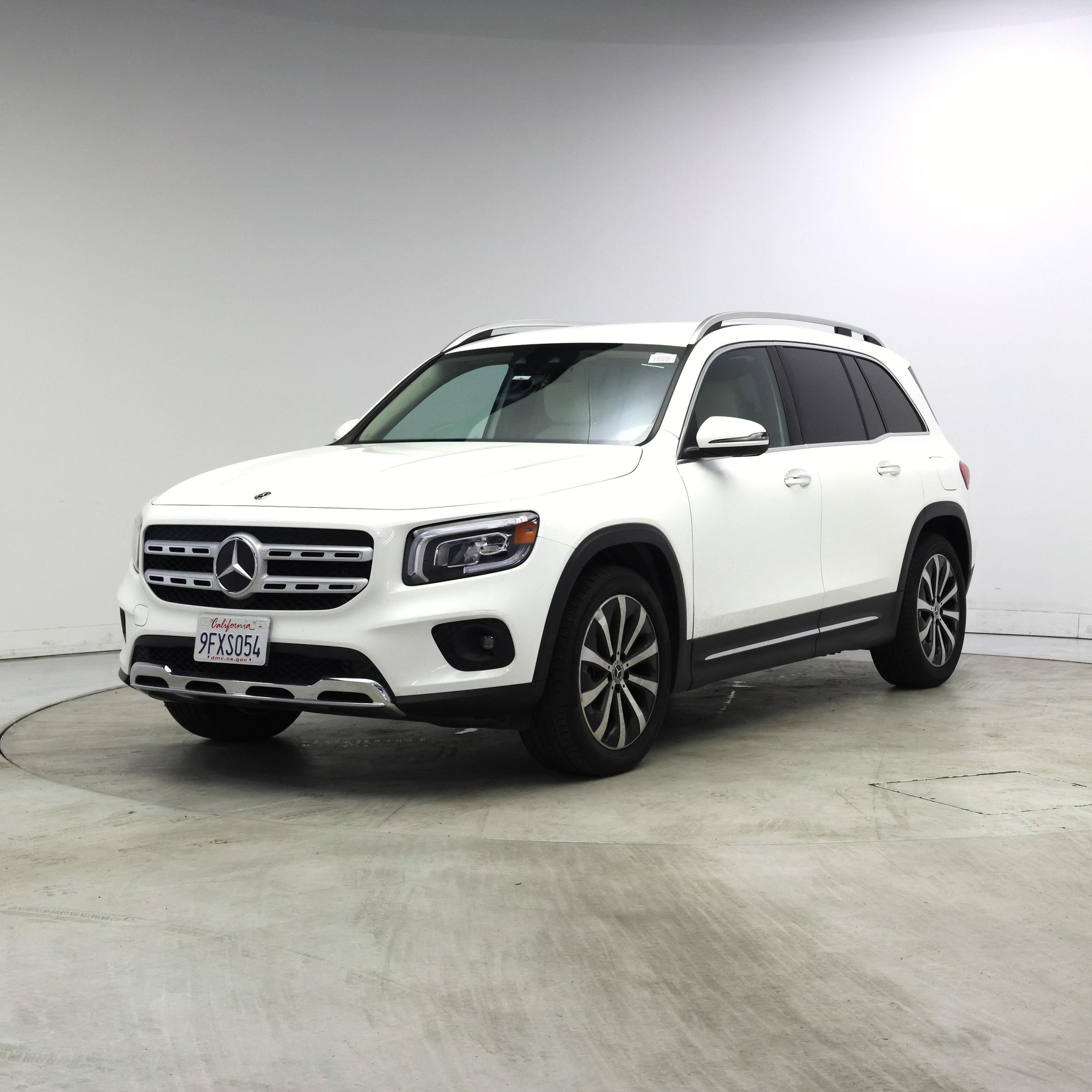Thumbnail: 2020 Mercedes-Benz GLB - 4