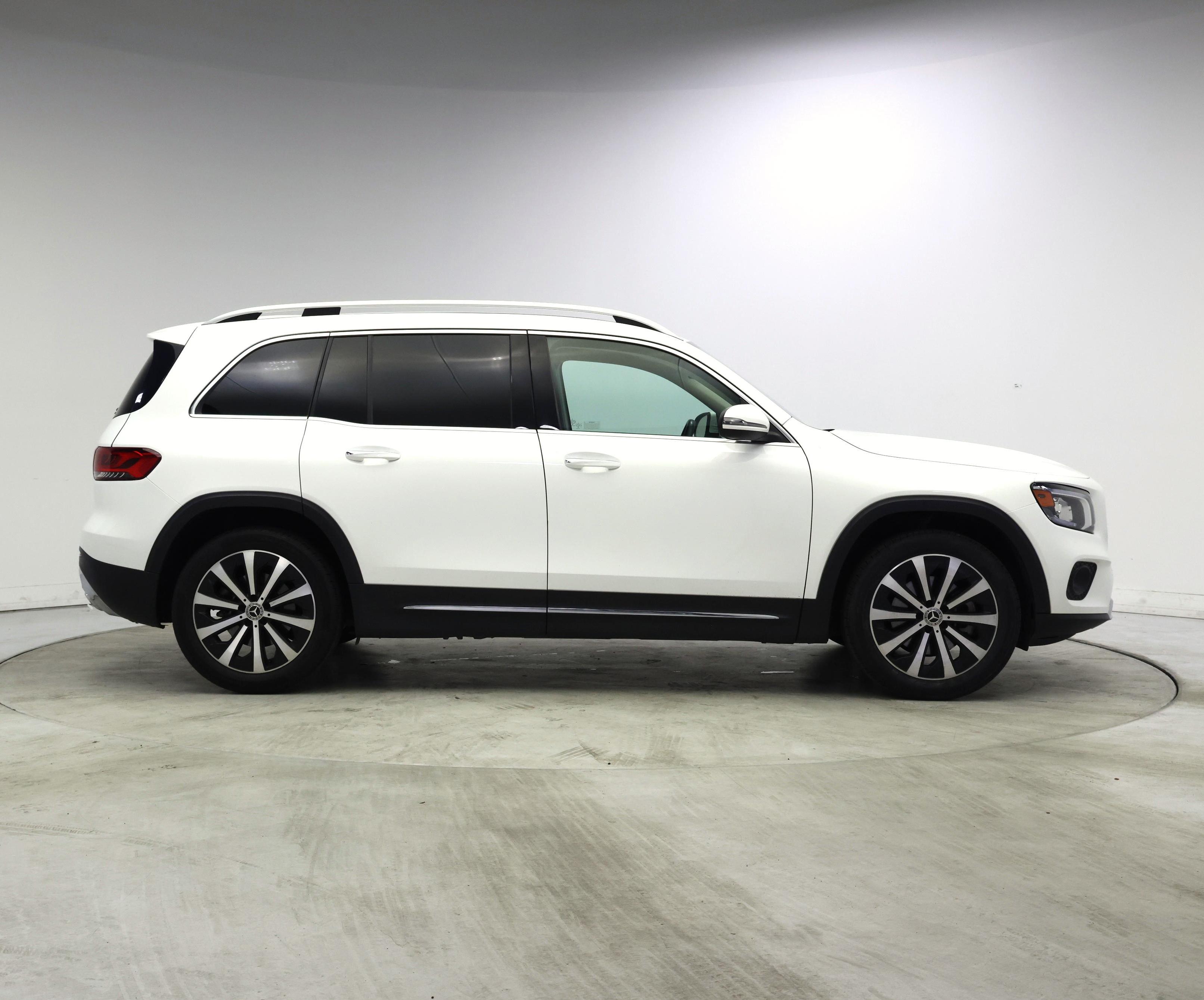 Thumbnail: 2020 Mercedes-Benz GLB - 7