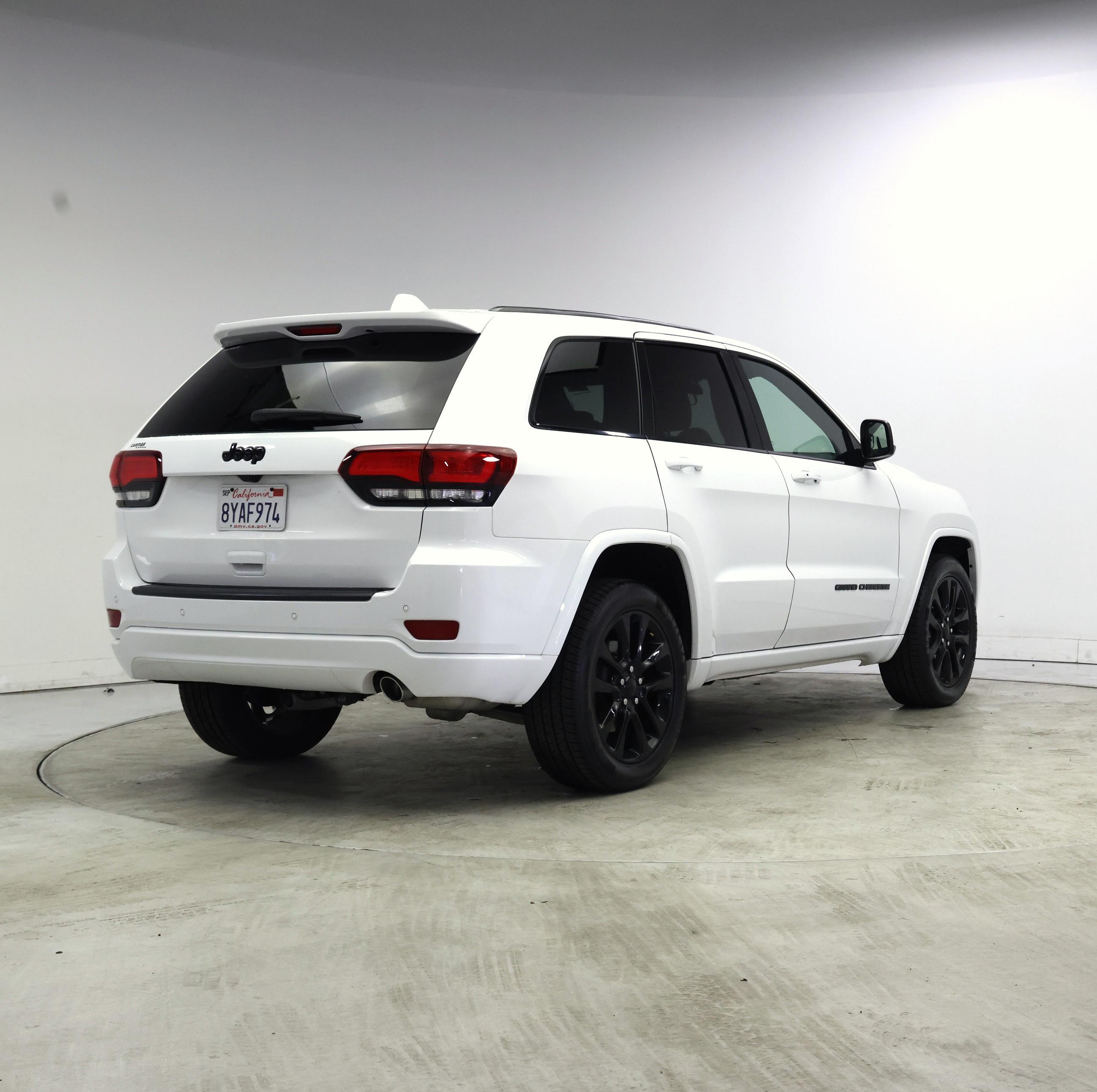 Thumbnail: 2021 Jeep Grand Cherokee - 8