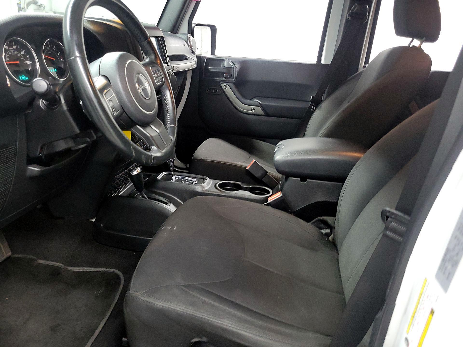 Thumbnail: 2018 Jeep Wrangler - 11