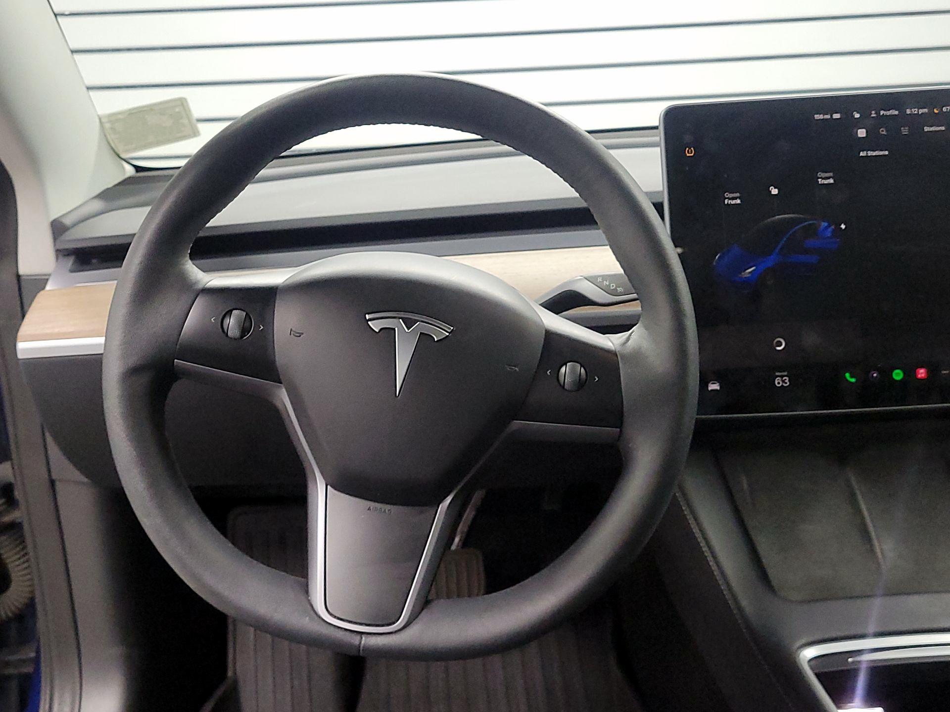 Thumbnail: 2023 Tesla Model 3 - 10