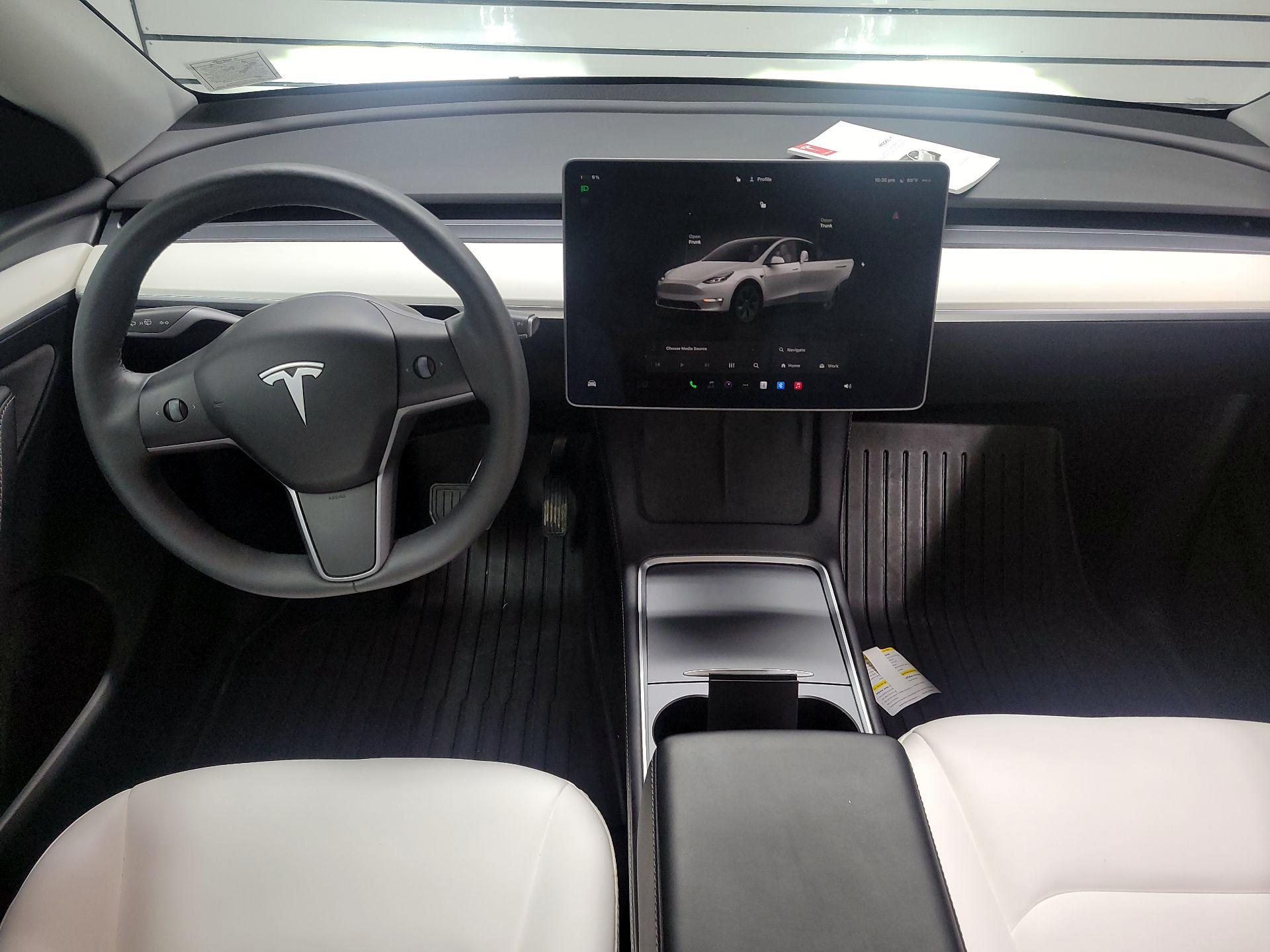 Thumbnail: 2025 Tesla Model Y - 9