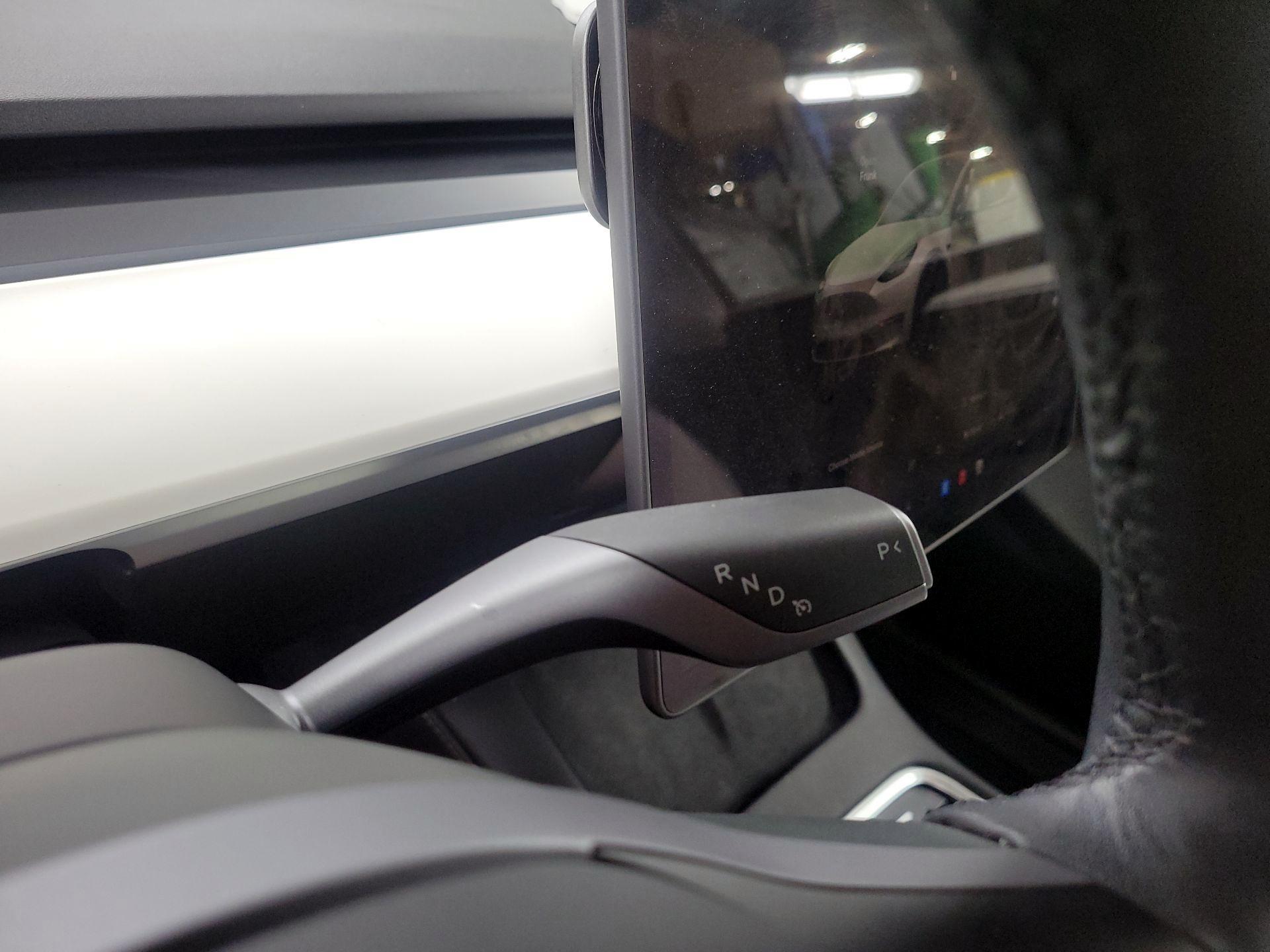 Thumbnail: 2025 Tesla Model Y - 16