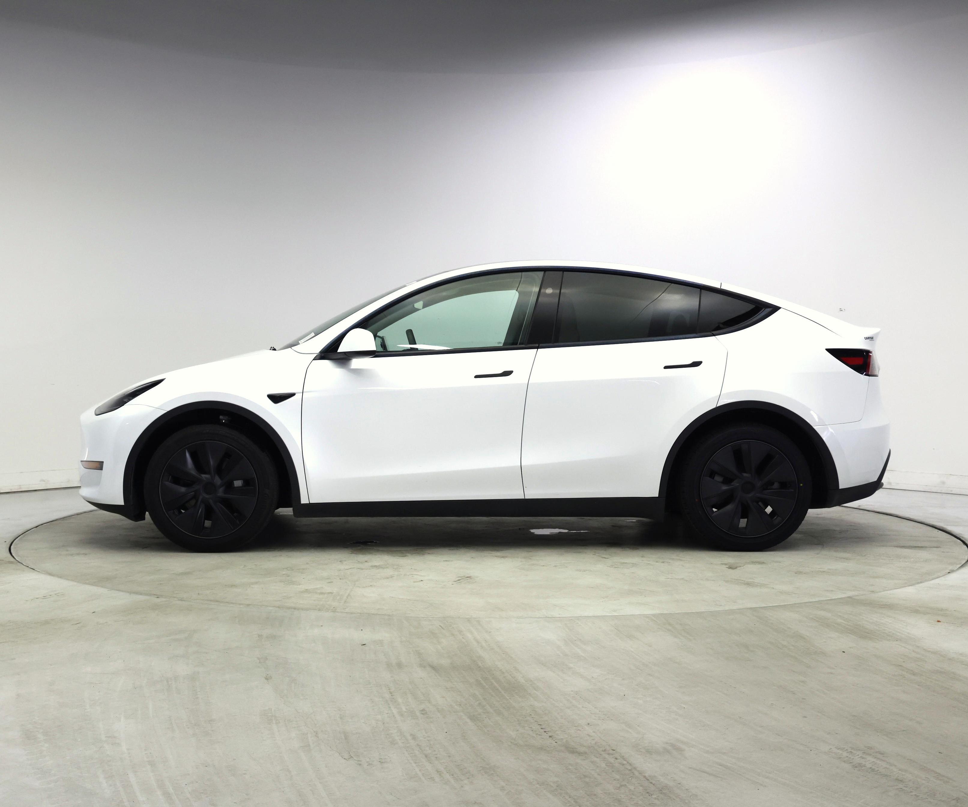 Thumbnail: 2025 Tesla Model Y - 3