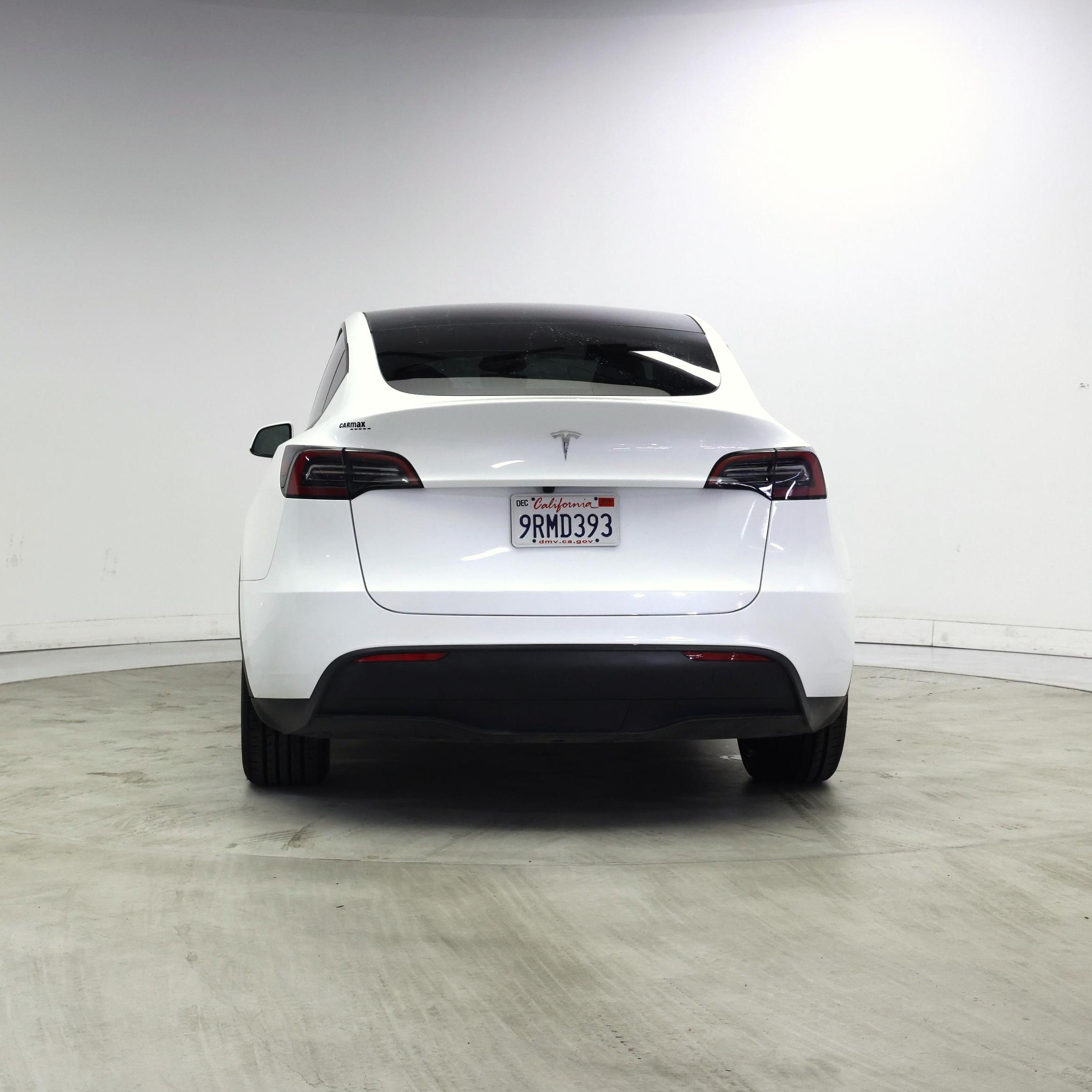 Thumbnail: 2025 Tesla Model Y - 6