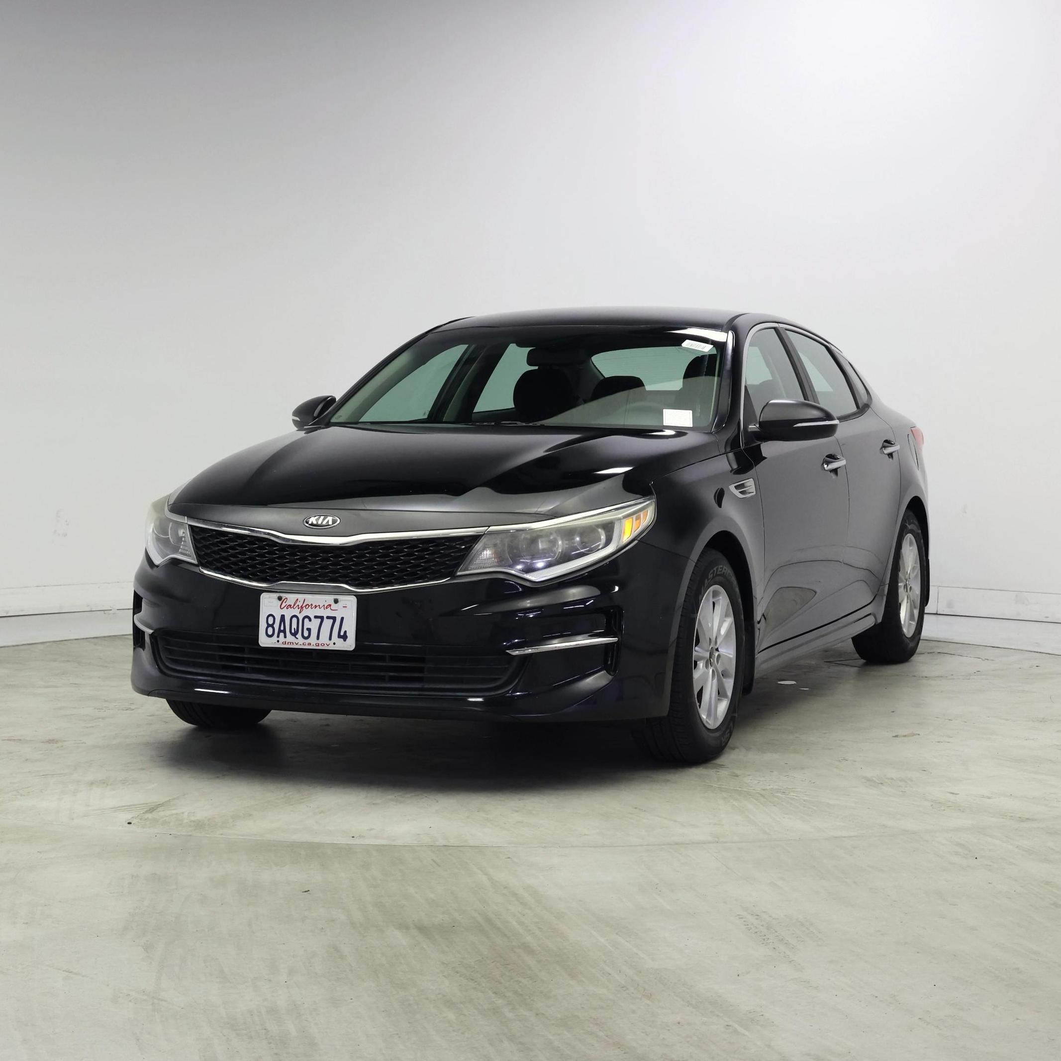 Thumbnail: 2016 Kia Optima - 4