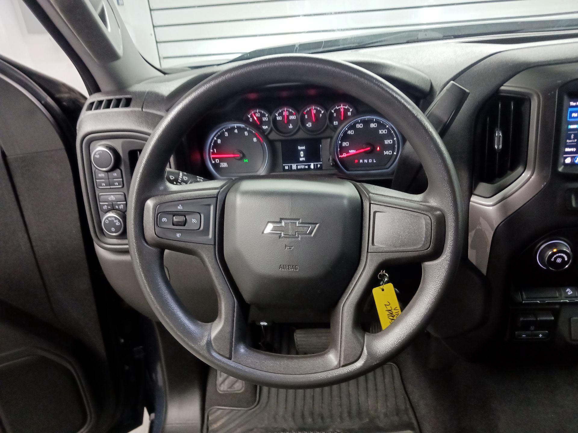 Thumbnail: 2020 Chevrolet Silverado 1500 - 10