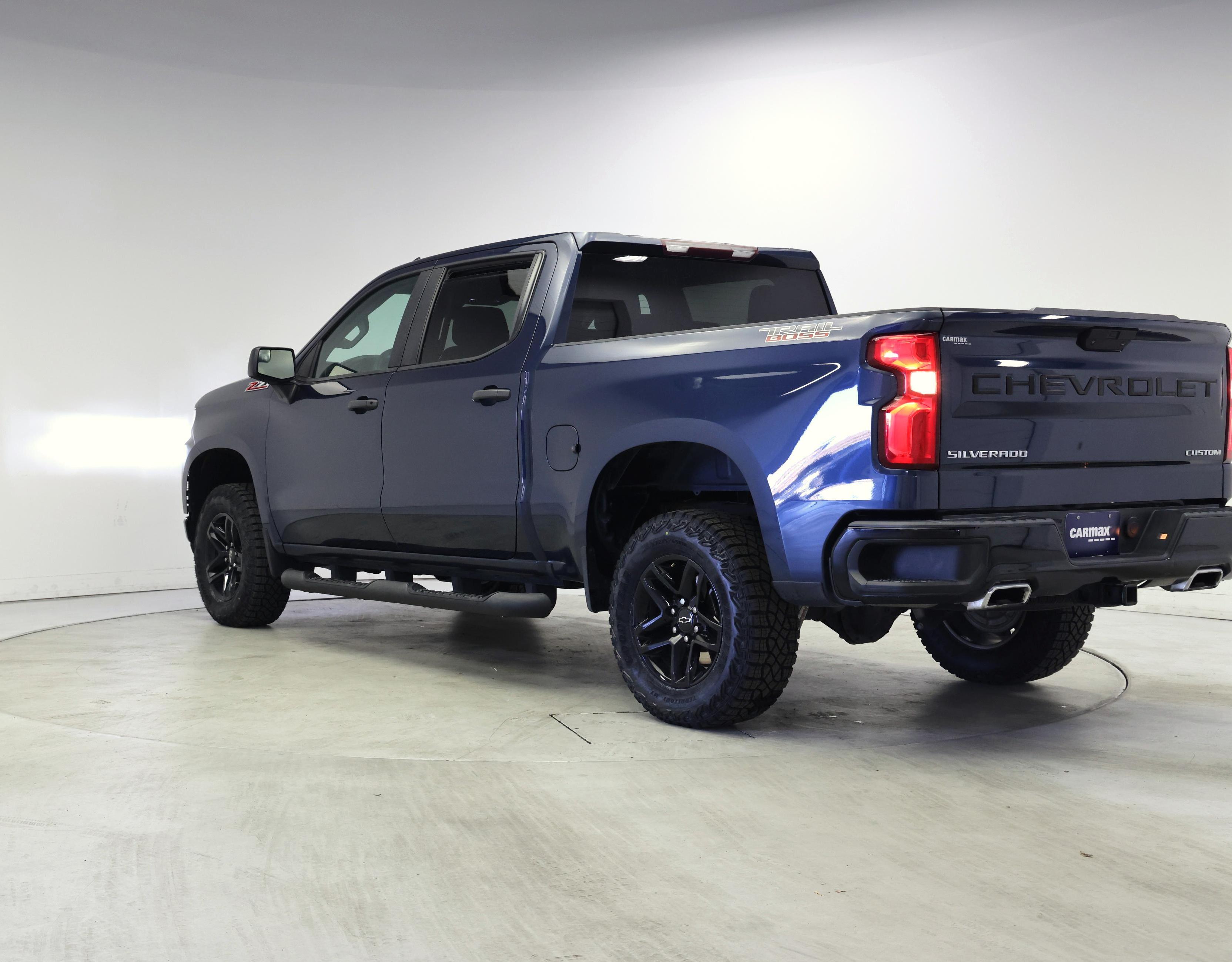 Thumbnail: 2020 Chevrolet Silverado 1500 - 2