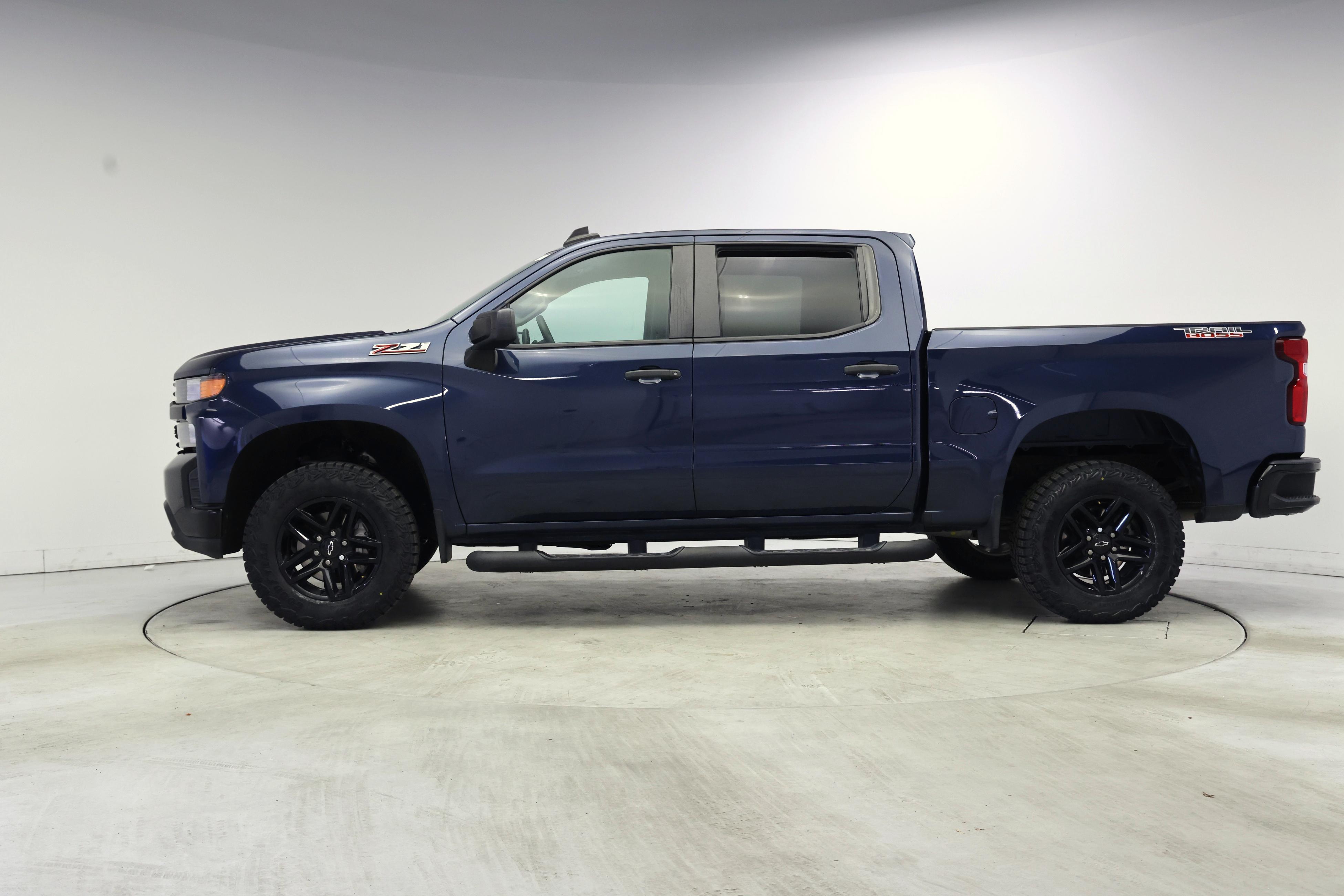 Thumbnail: 2020 Chevrolet Silverado 1500 - 3