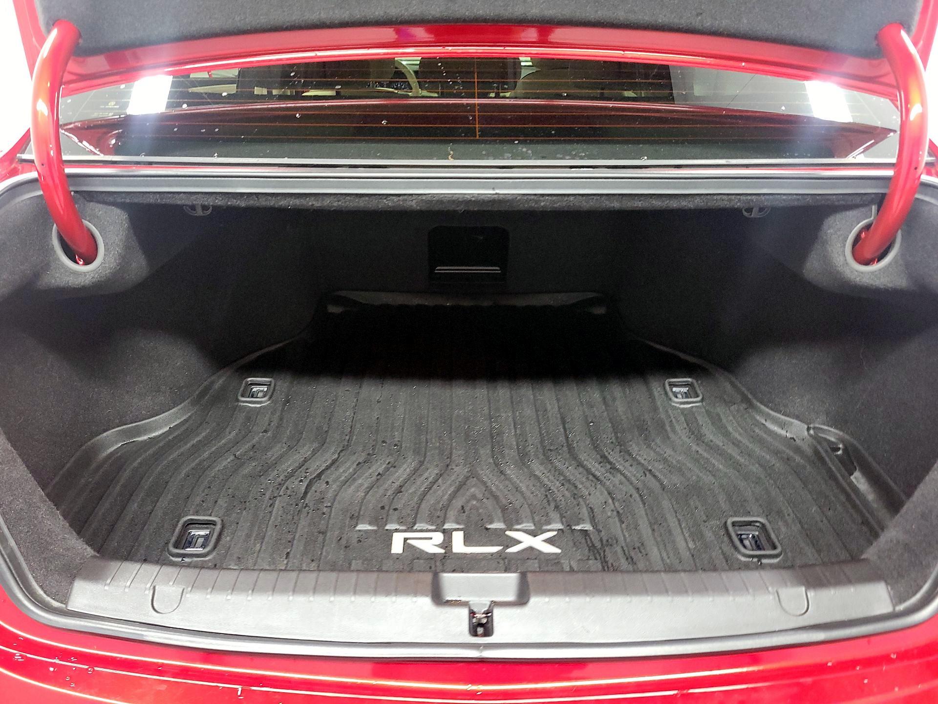 Thumbnail: 2018 Acura RLX - 17