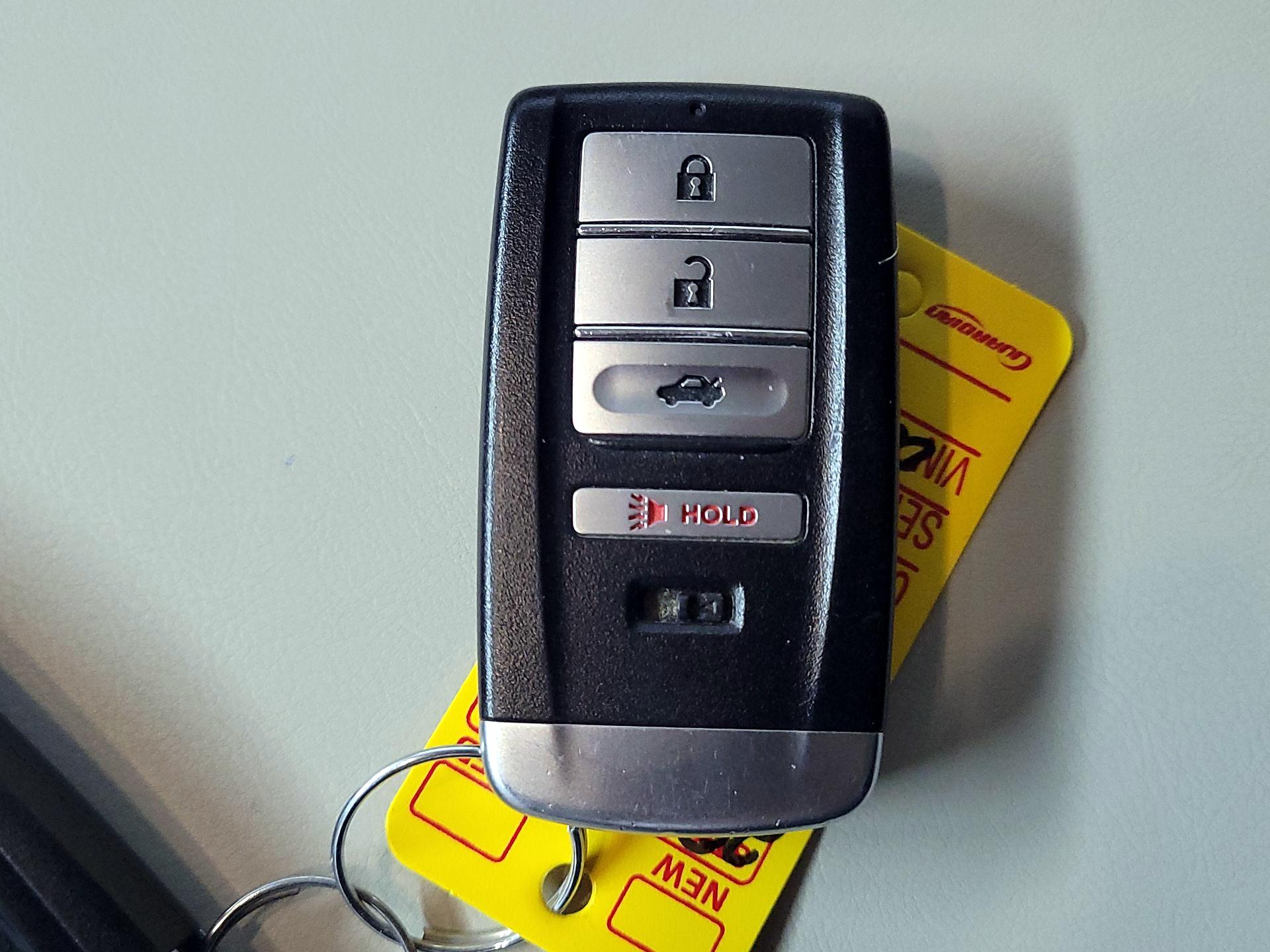 Thumbnail: 2018 Acura RLX - 19