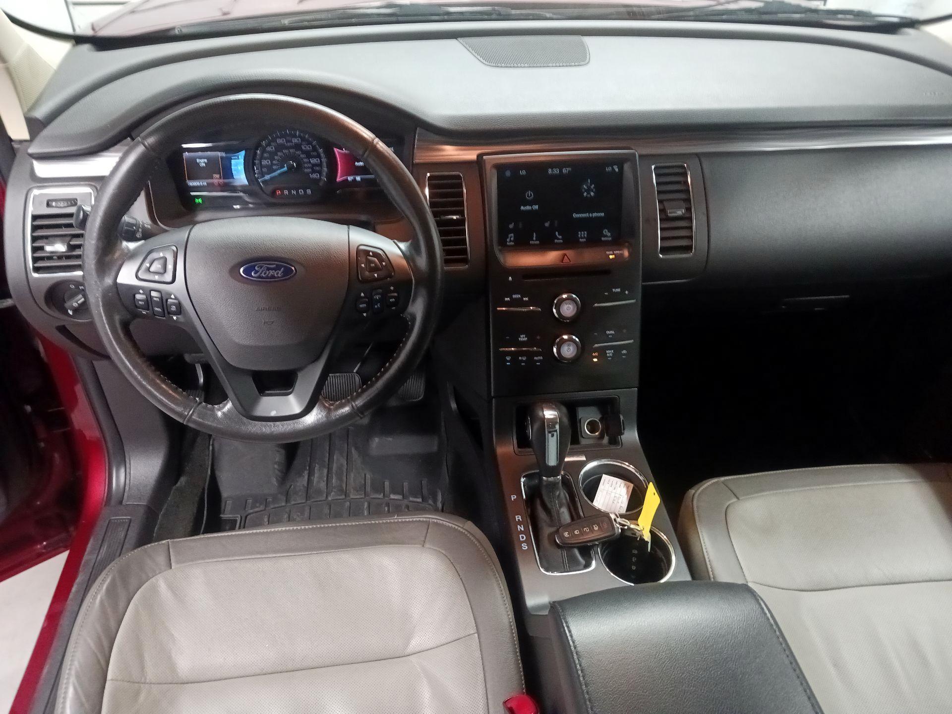 Thumbnail: 2016 Ford Flex - 9