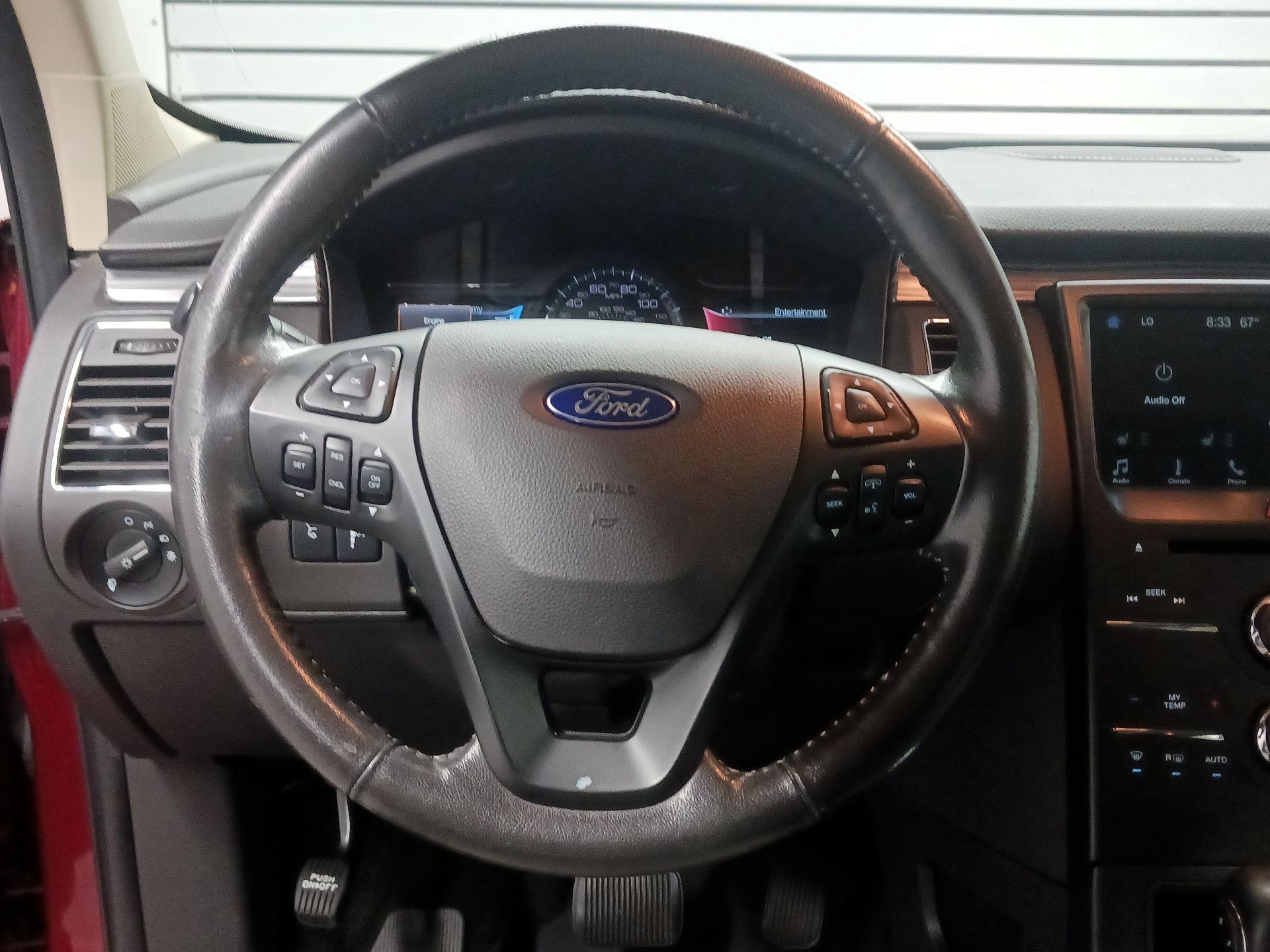 Thumbnail: 2016 Ford Flex - 10