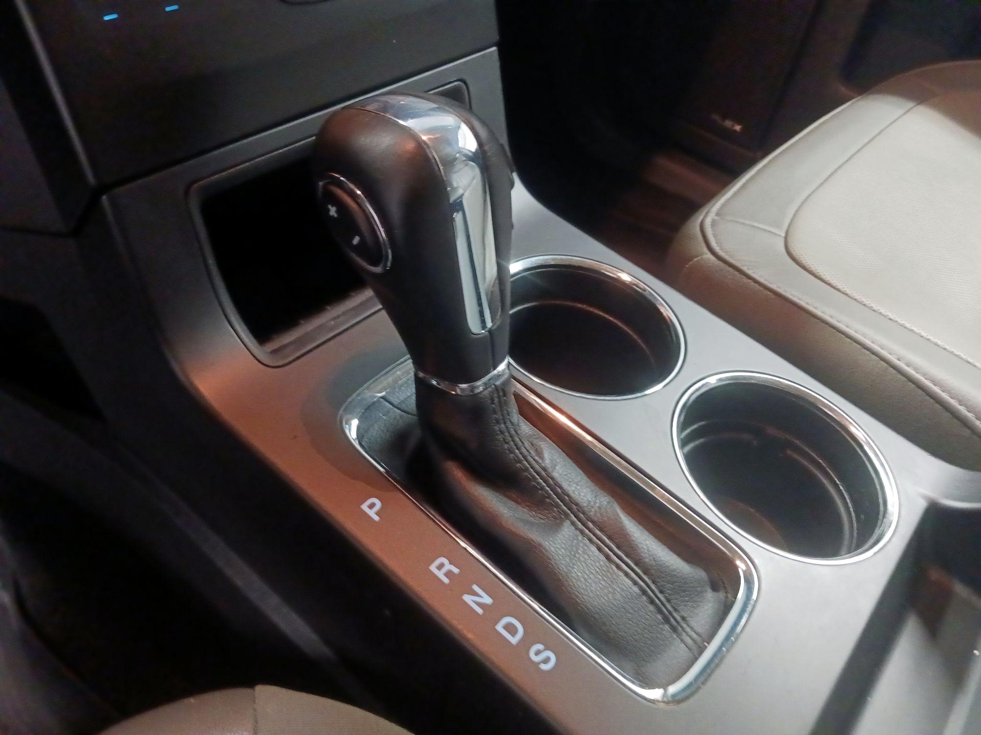 Thumbnail: 2016 Ford Flex - 15