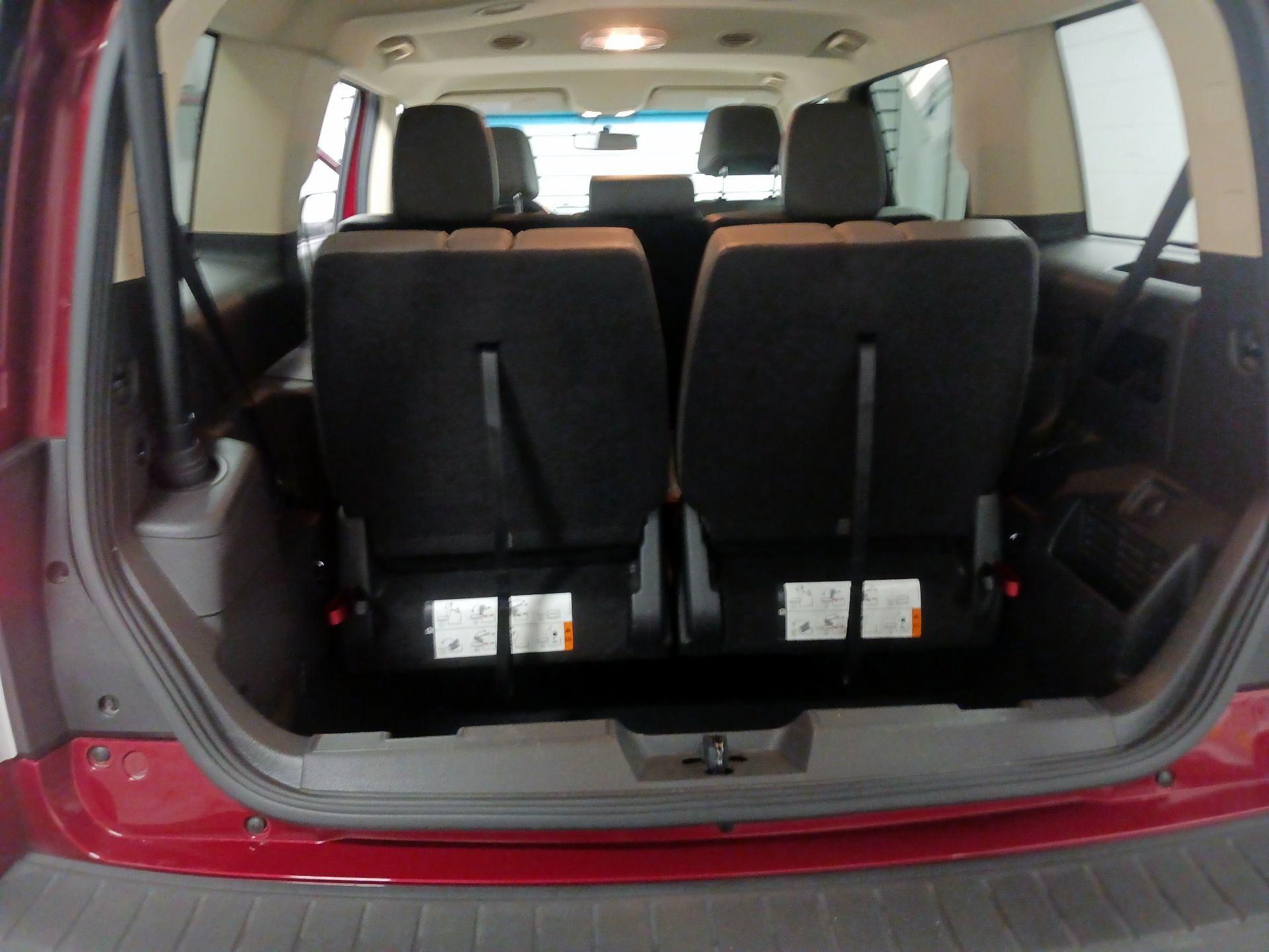 Thumbnail: 2016 Ford Flex - 17