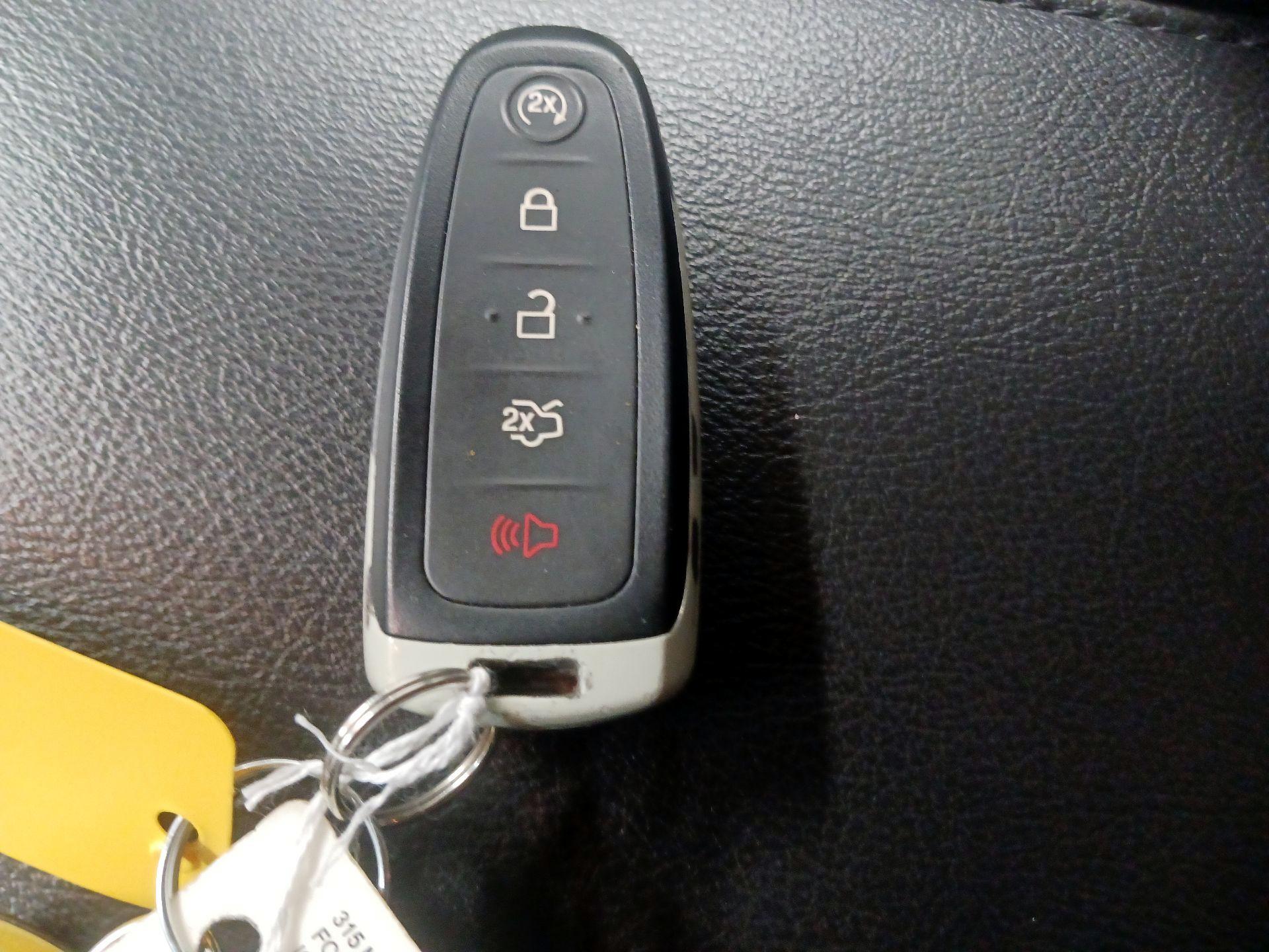 Thumbnail: 2016 Ford Flex - 20