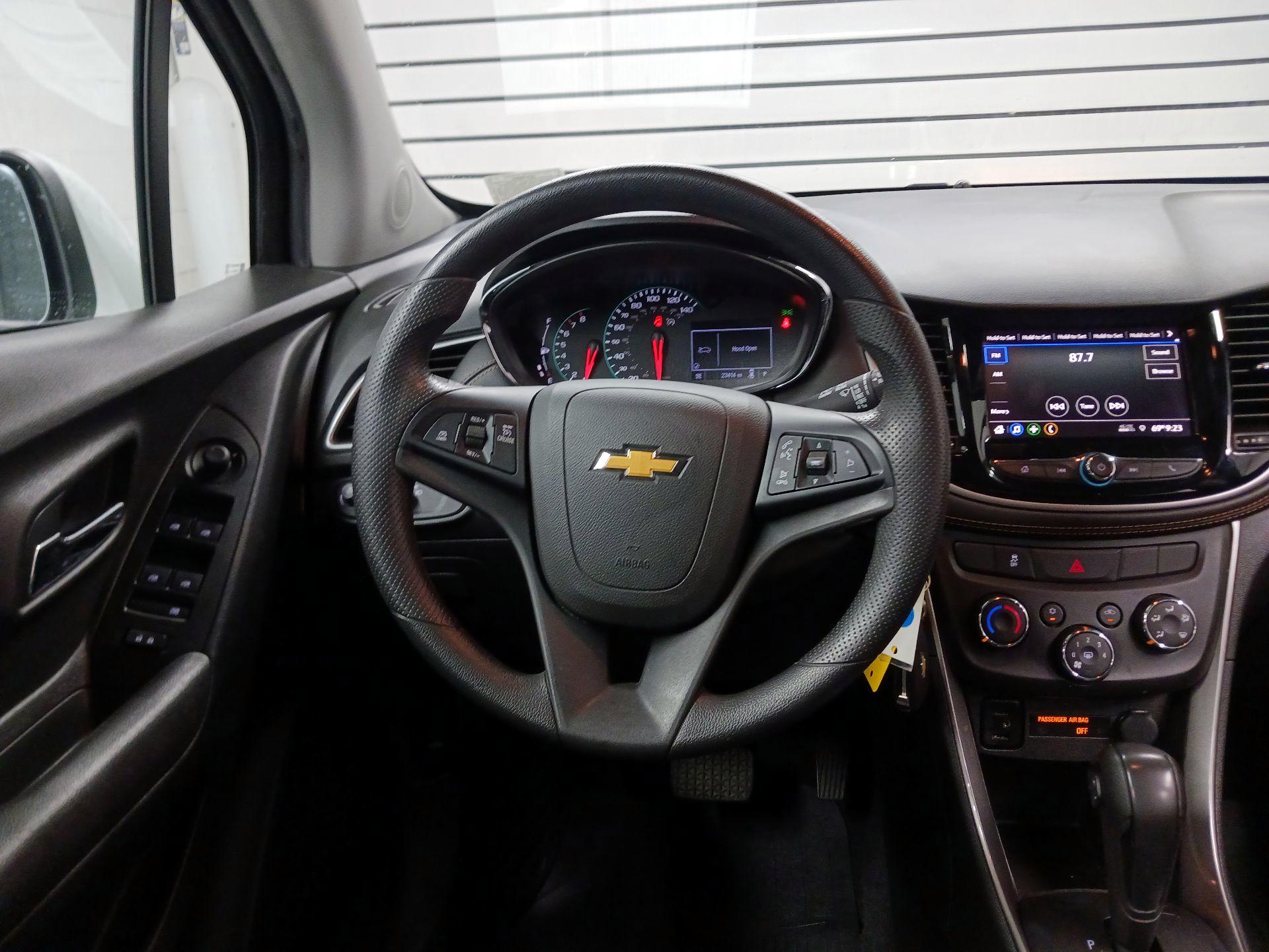 Thumbnail: 2020 Chevrolet Trax - 10