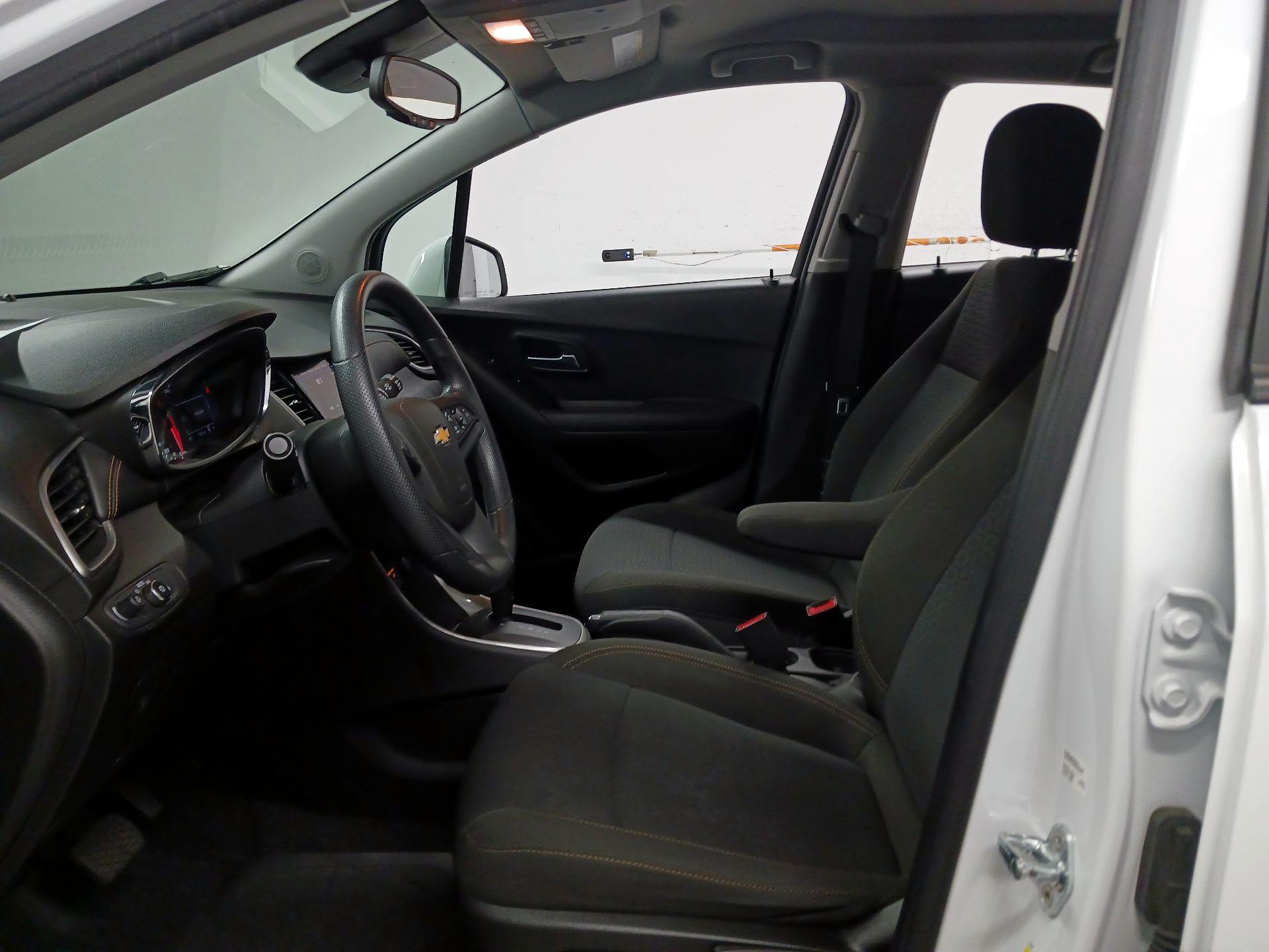 Thumbnail: 2020 Chevrolet Trax - 11