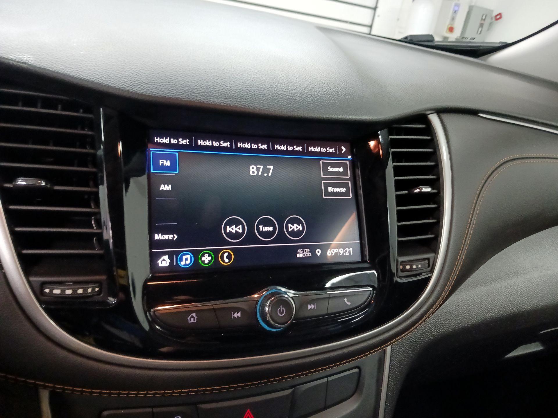 Thumbnail: 2020 Chevrolet Trax - 14