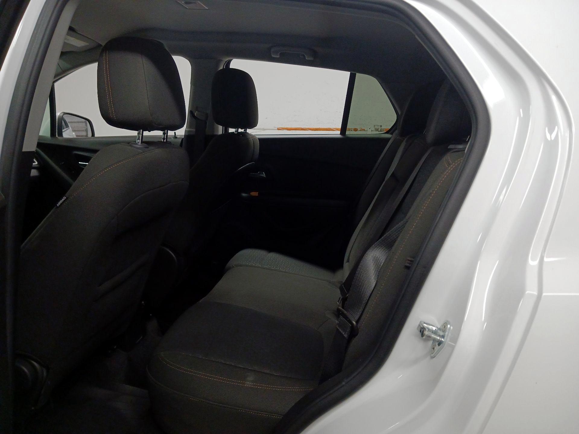 Thumbnail: 2020 Chevrolet Trax - 17