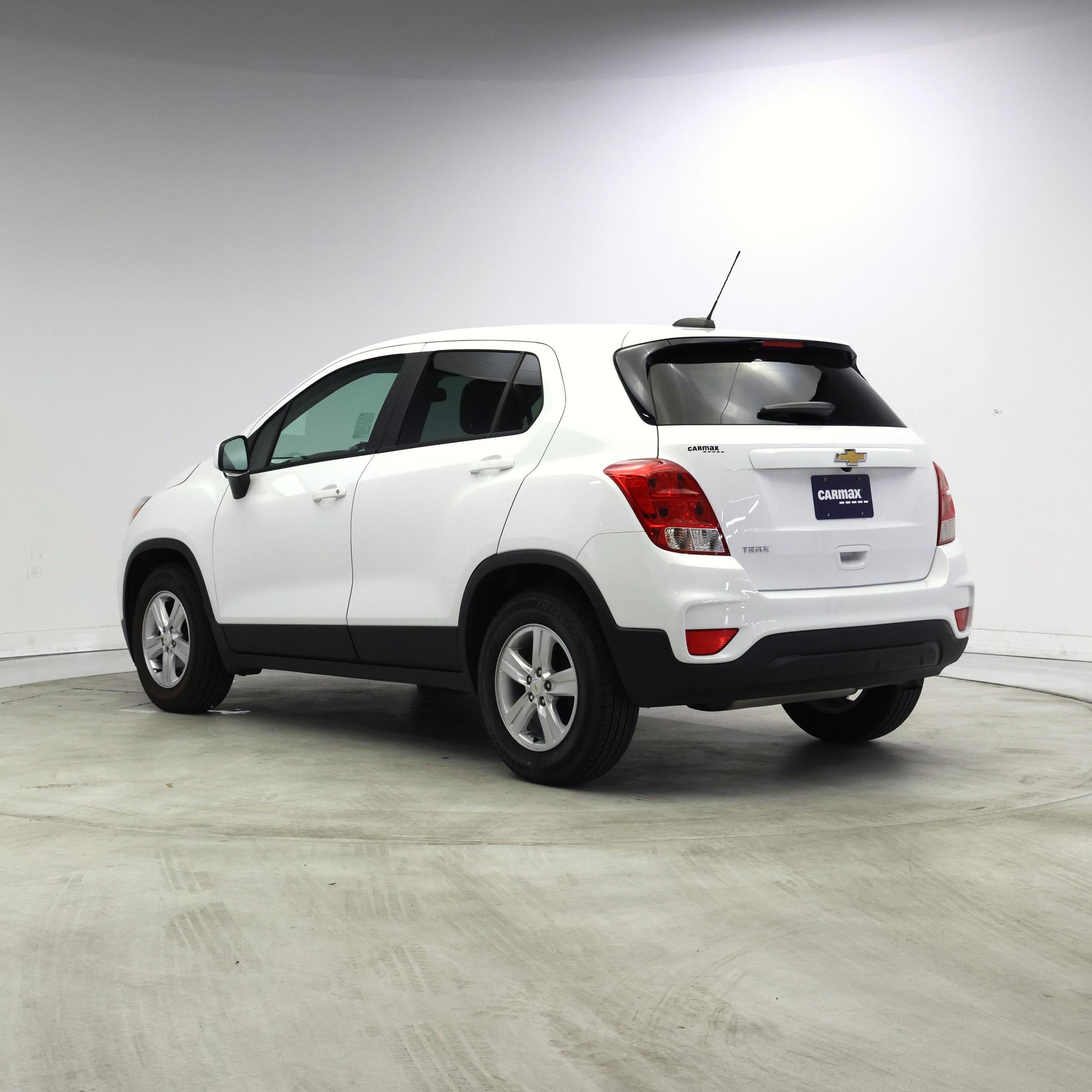 Thumbnail: 2020 Chevrolet Trax - 2