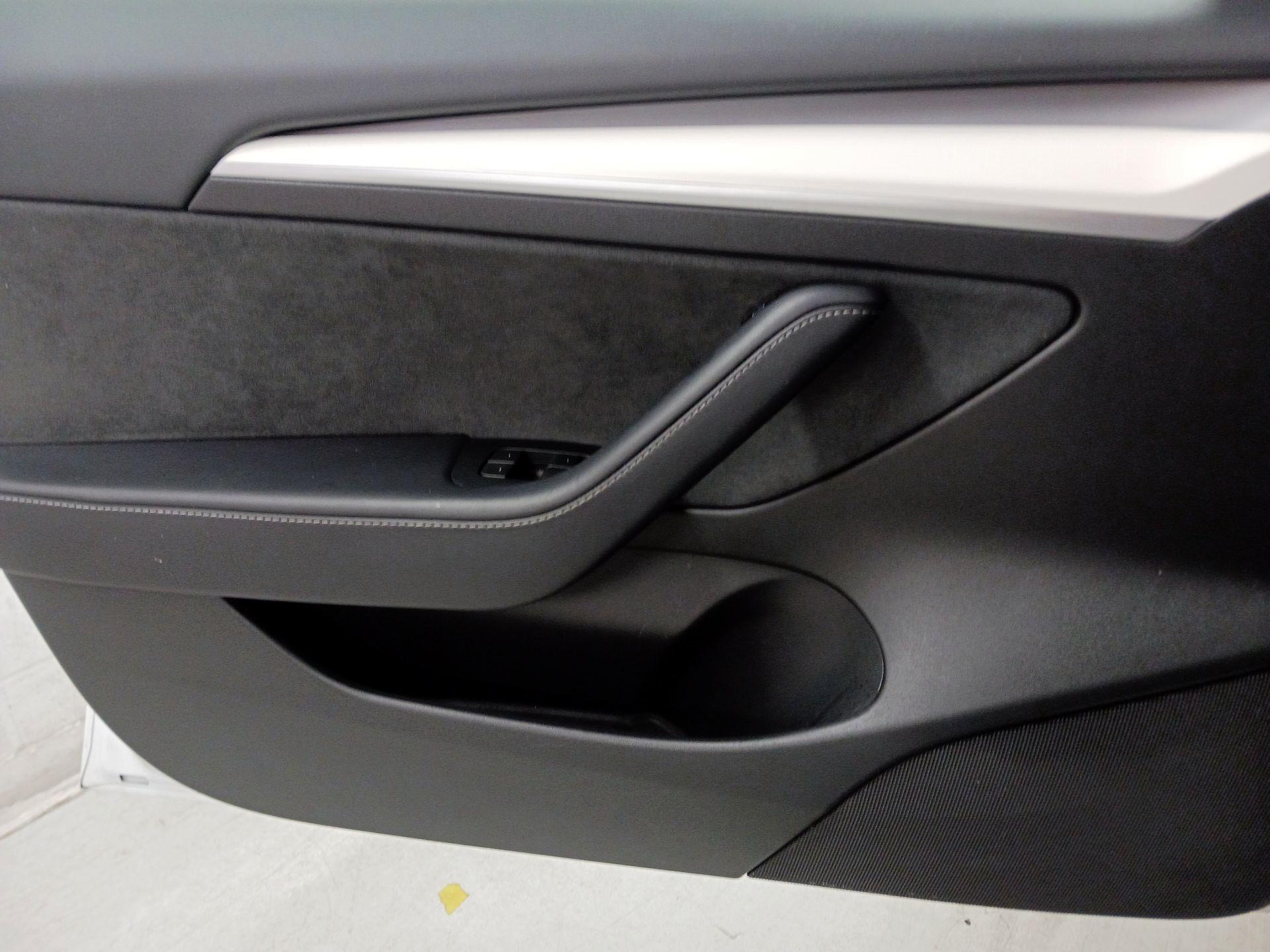 Thumbnail: 2023 Tesla Model 3 - 12