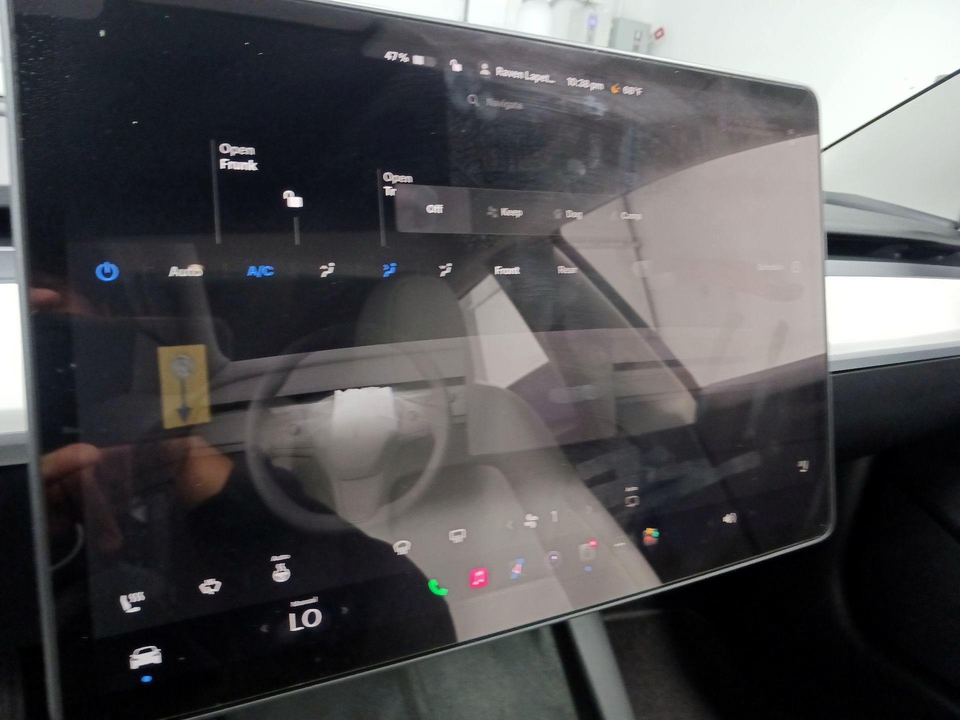 Thumbnail: 2023 Tesla Model 3 - 15