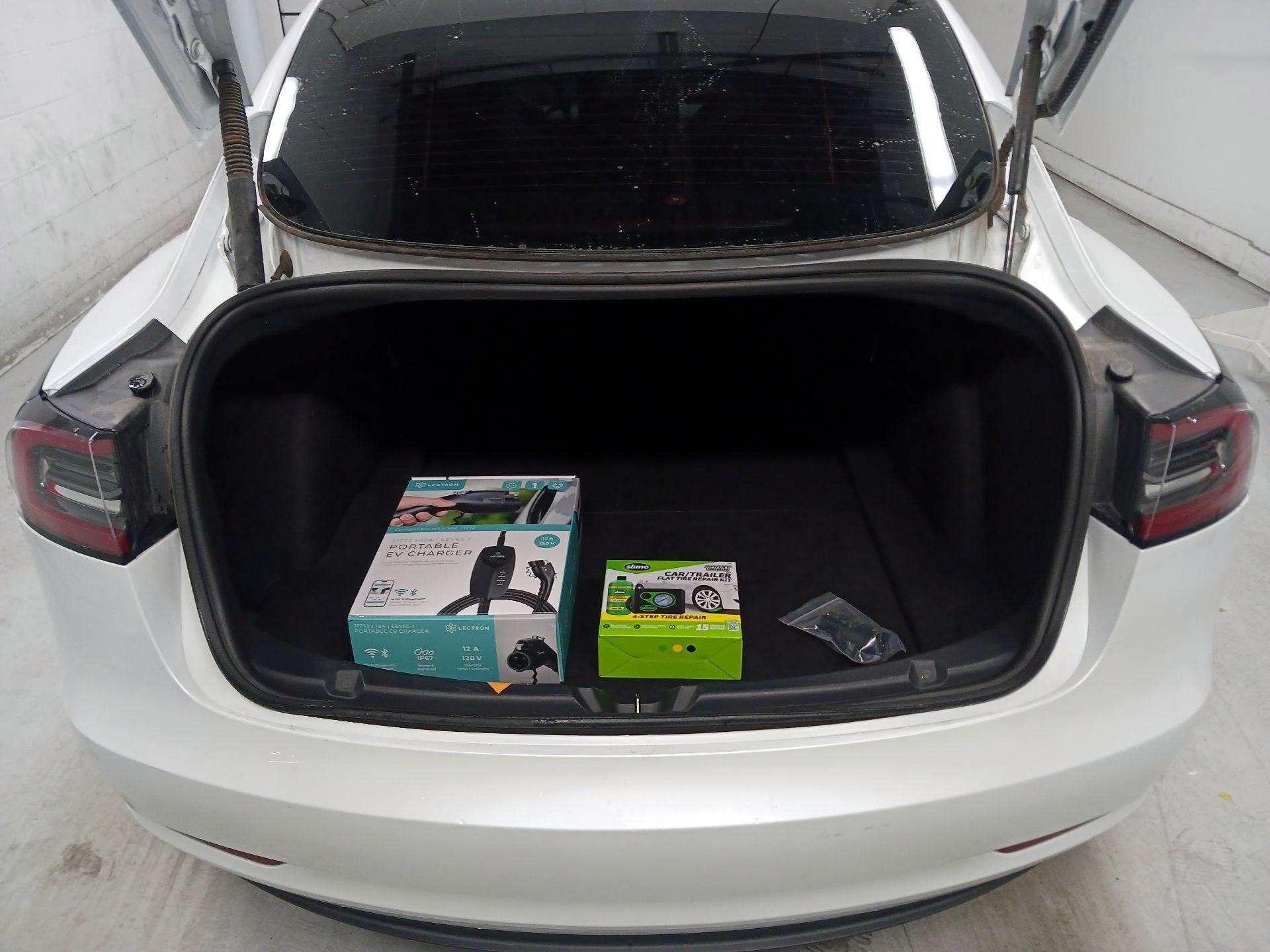Thumbnail: 2023 Tesla Model 3 - 17