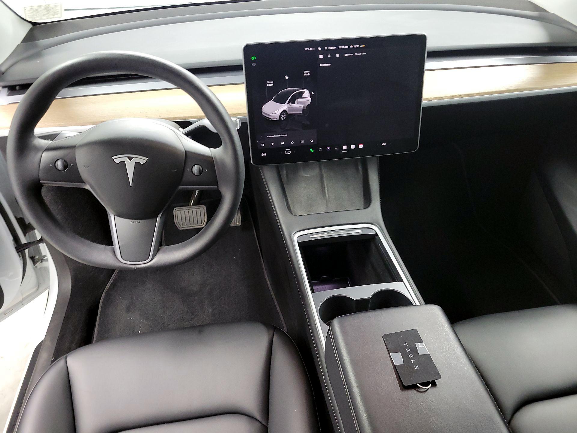 Thumbnail: 2023 Tesla Model Y - 9