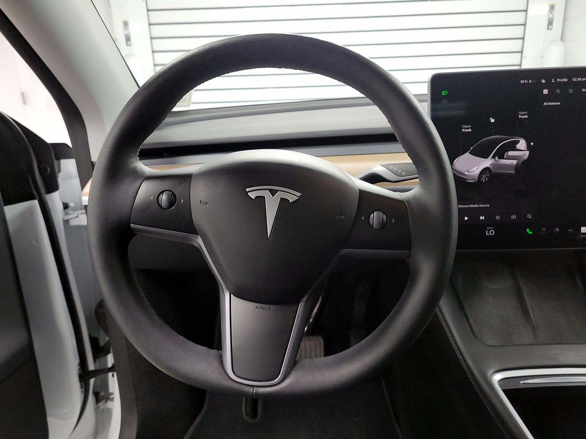 Thumbnail: 2023 Tesla Model Y - 10