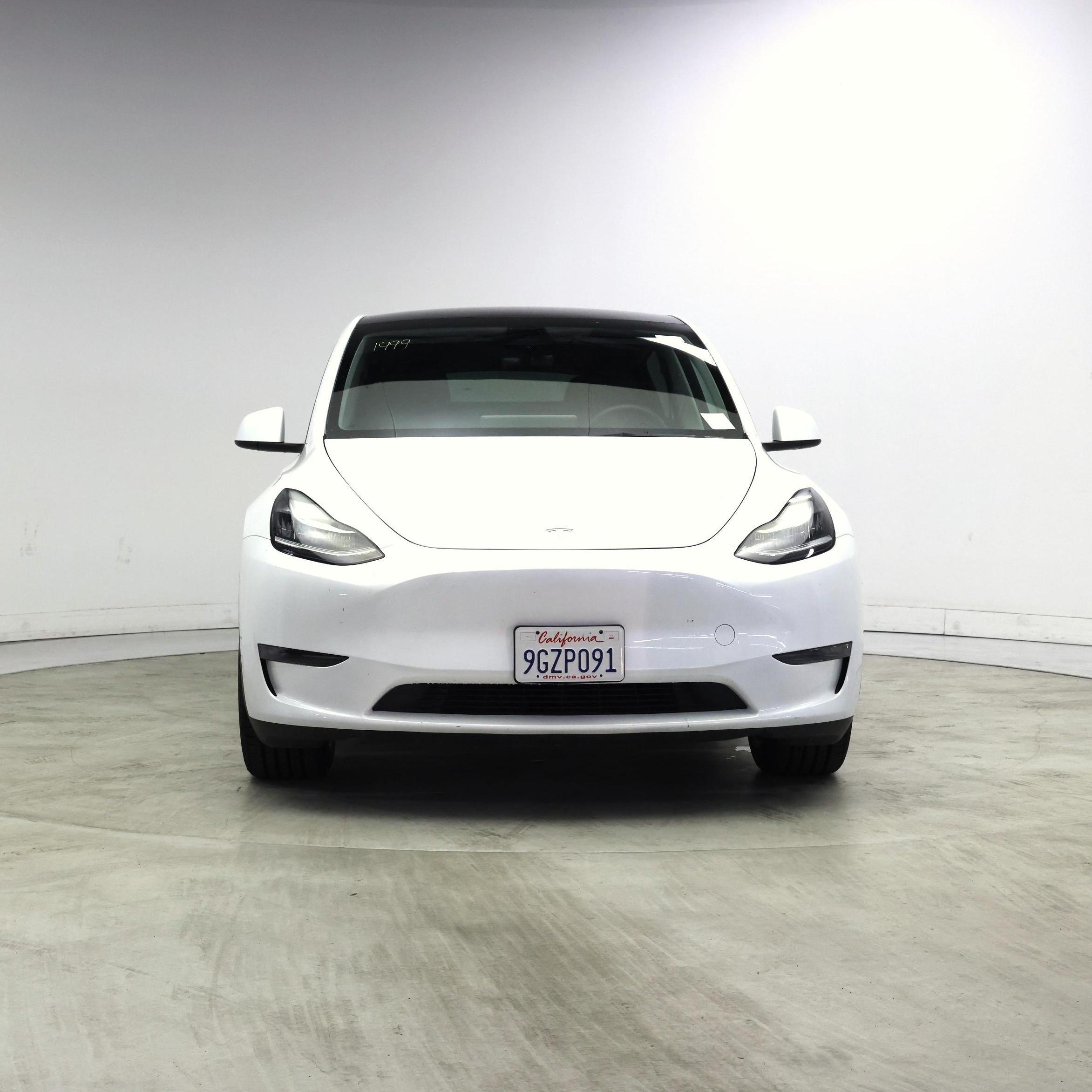 Thumbnail: 2023 Tesla Model Y - 5