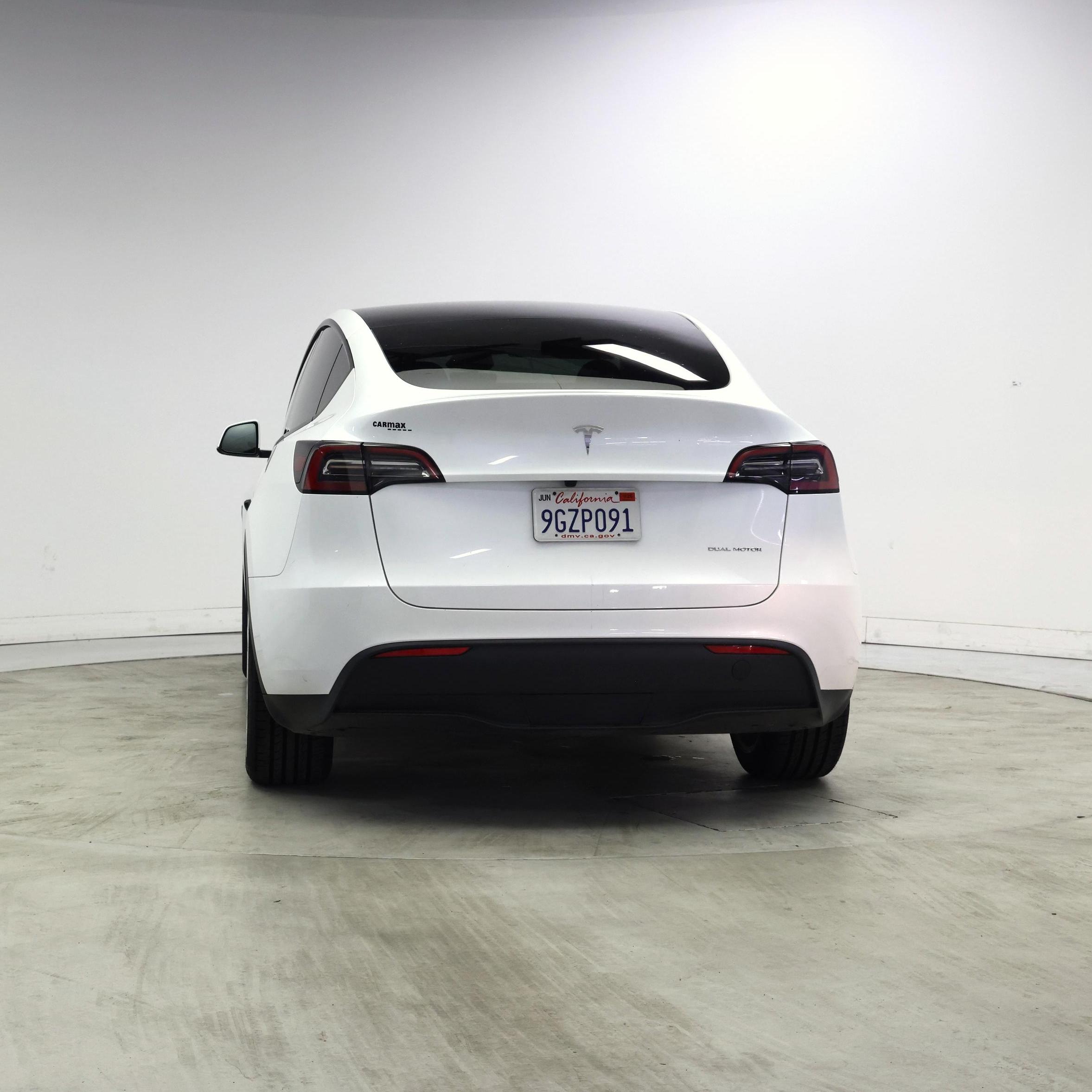 Thumbnail: 2023 Tesla Model Y - 6