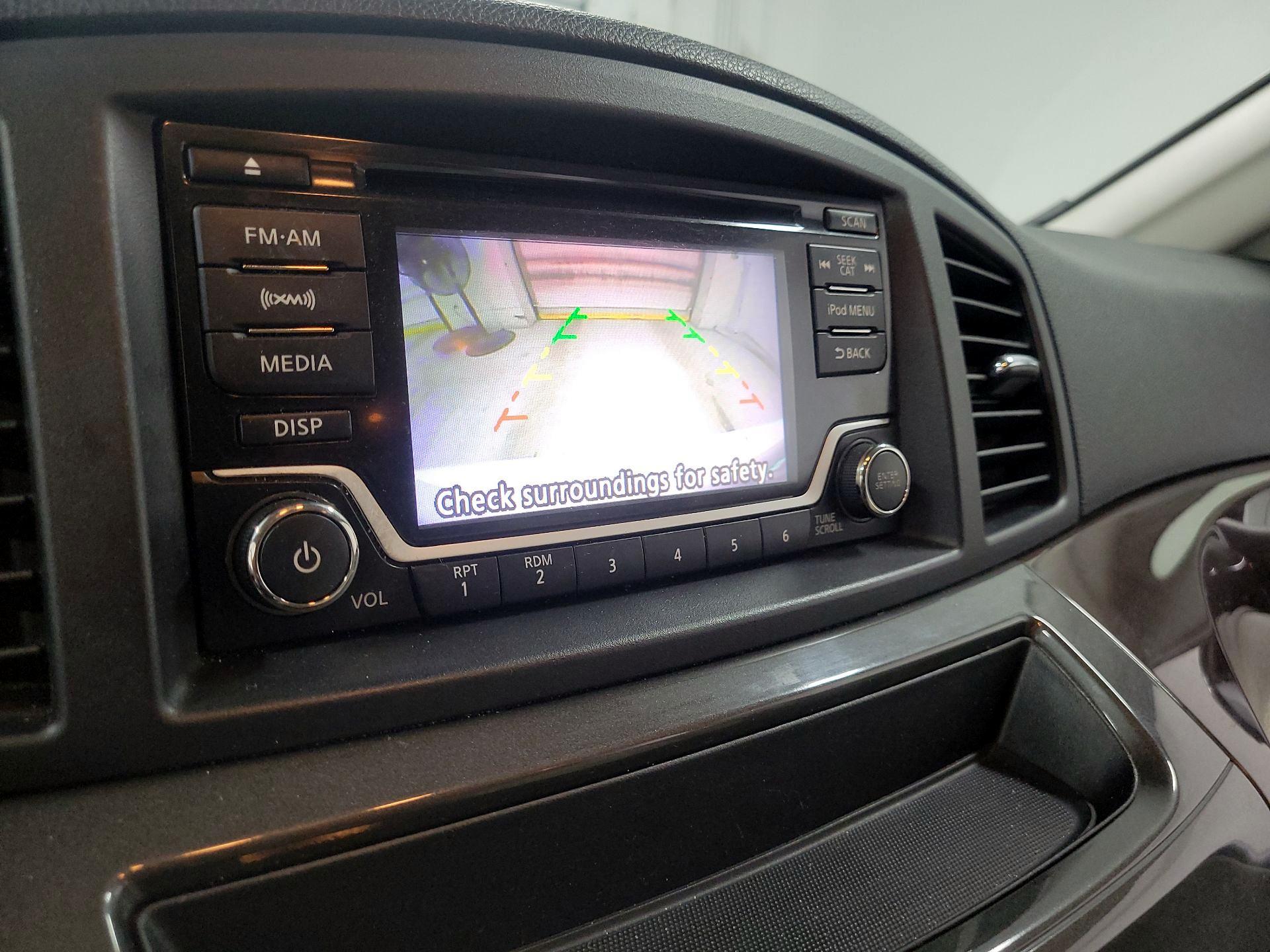 Thumbnail: 2015 Nissan Quest - 13