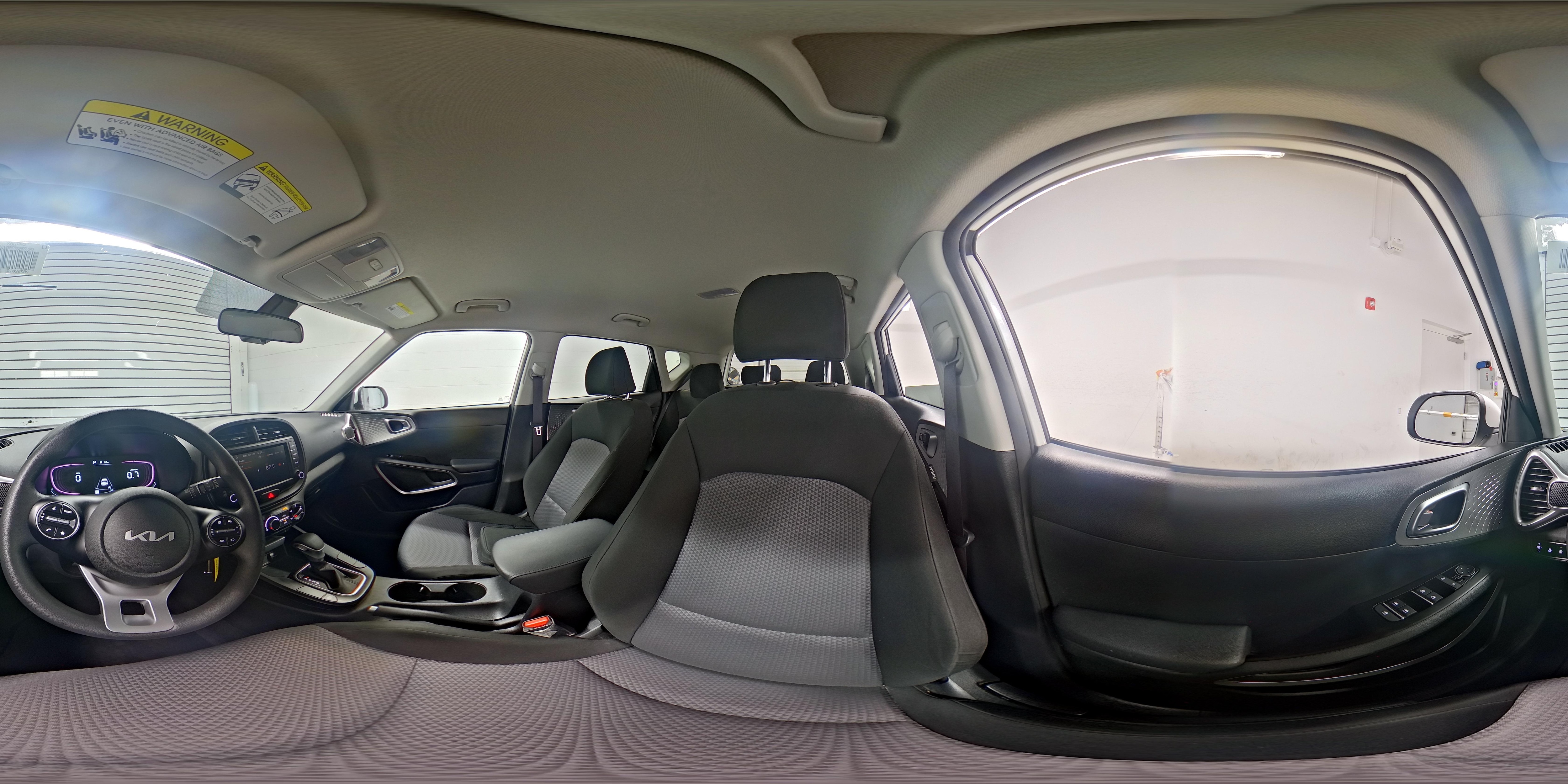 2023 Kia Soul LX - Photo 25