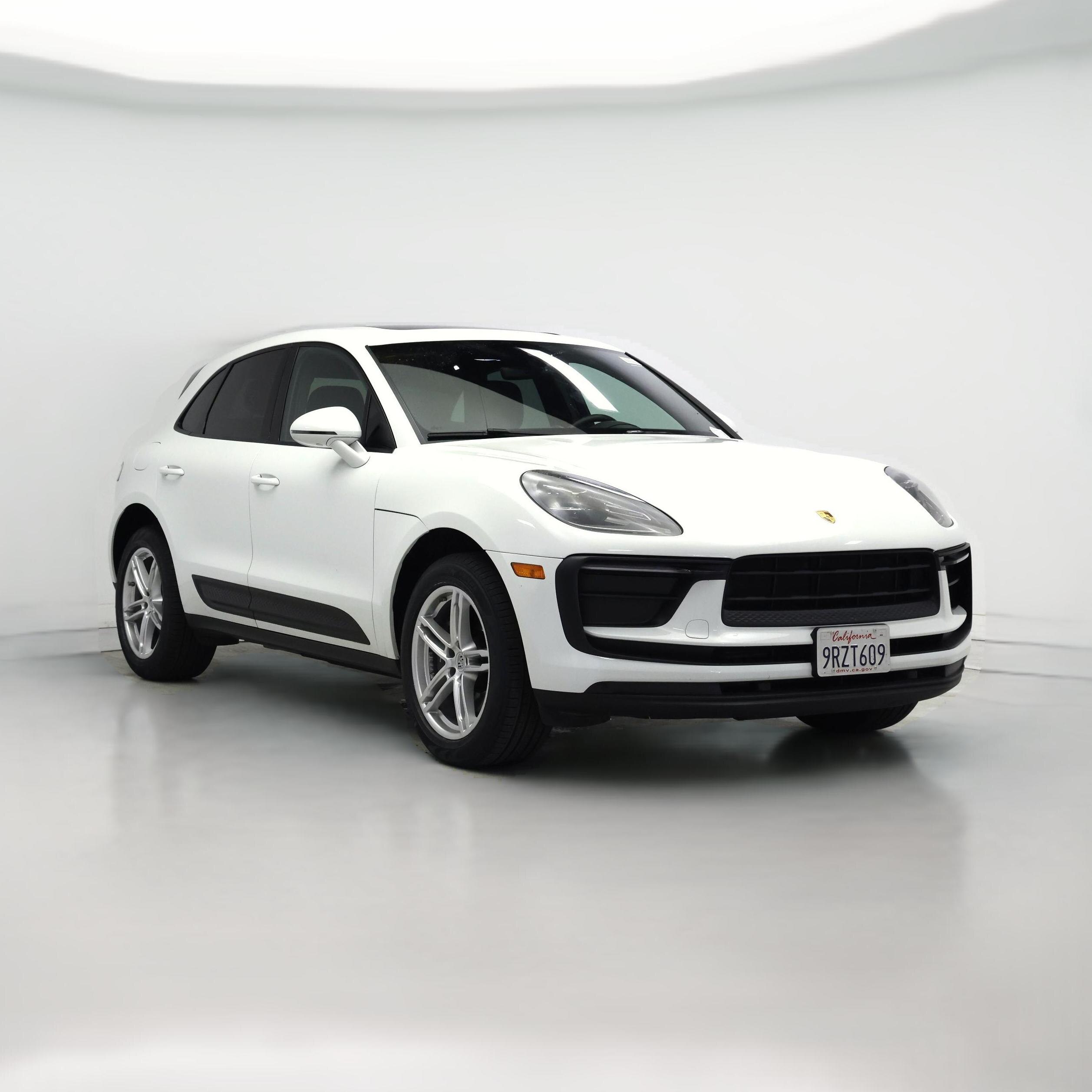 Thumbnail: 2022 Porsche Macan - 1